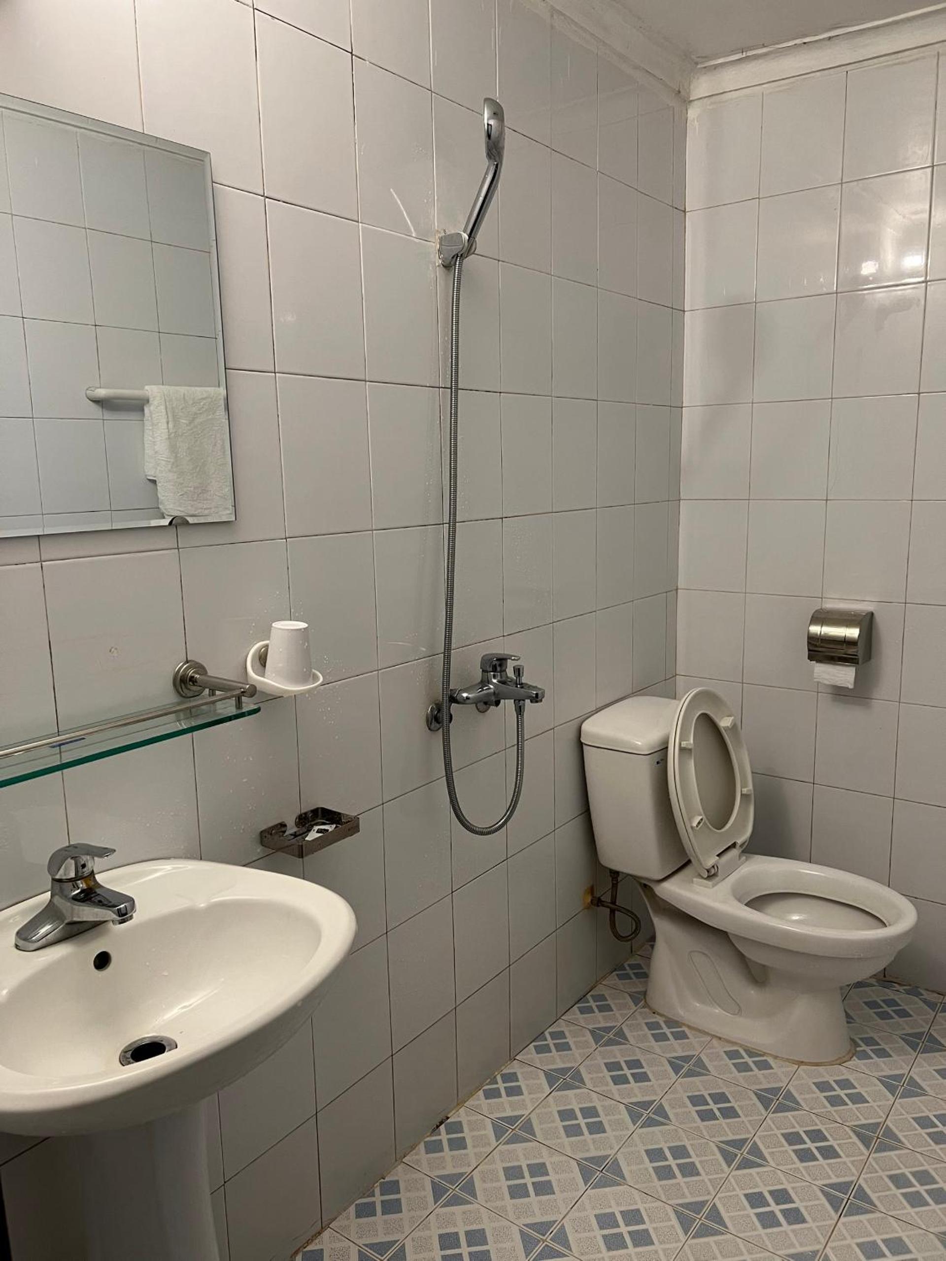 Double or Twin Room with Mountain View photo 2