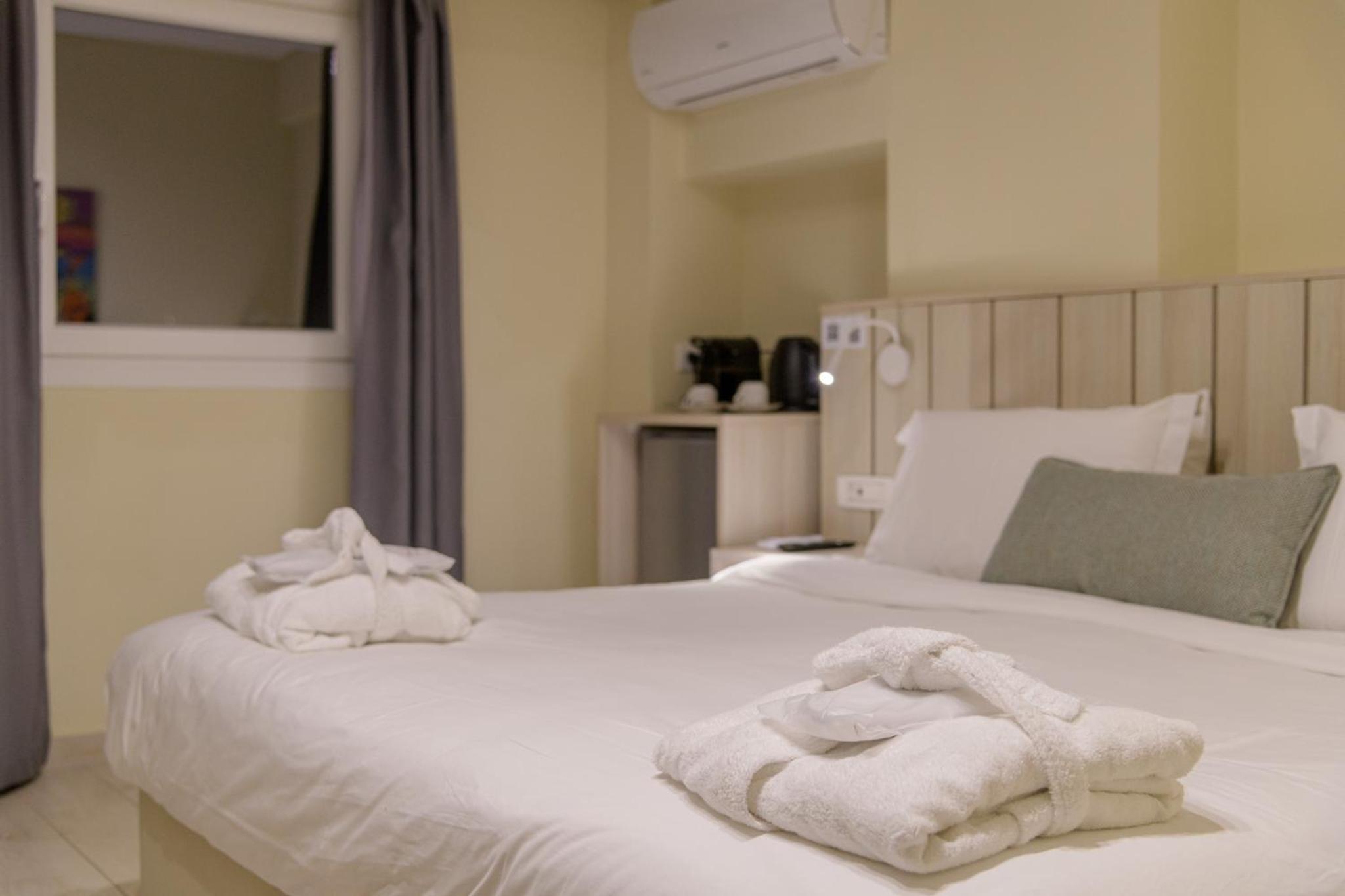 Superior Double or Twin Room with Sea View