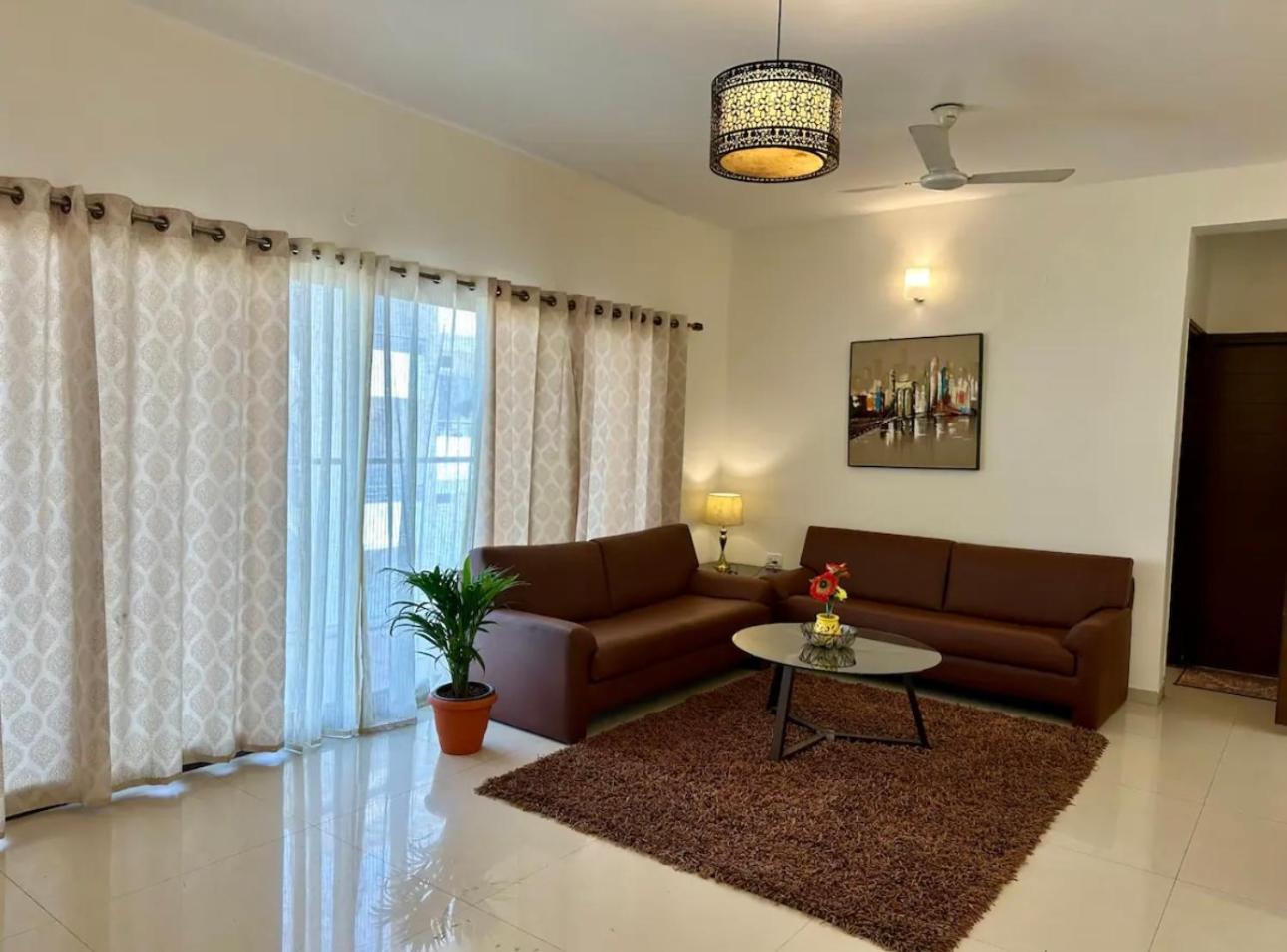 Three-Bedroom Apartment photo 1