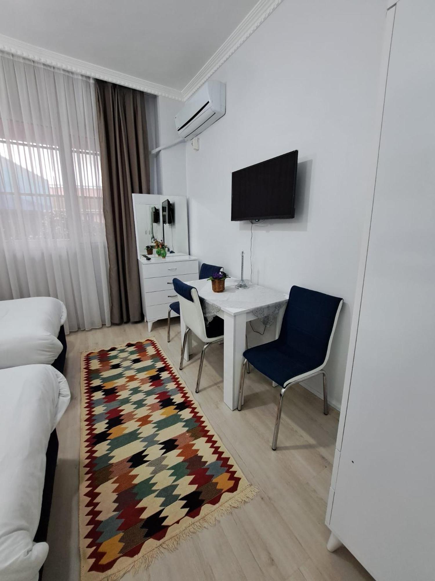 Two-Bedroom Deluxe Apartment with Garden View photo 3