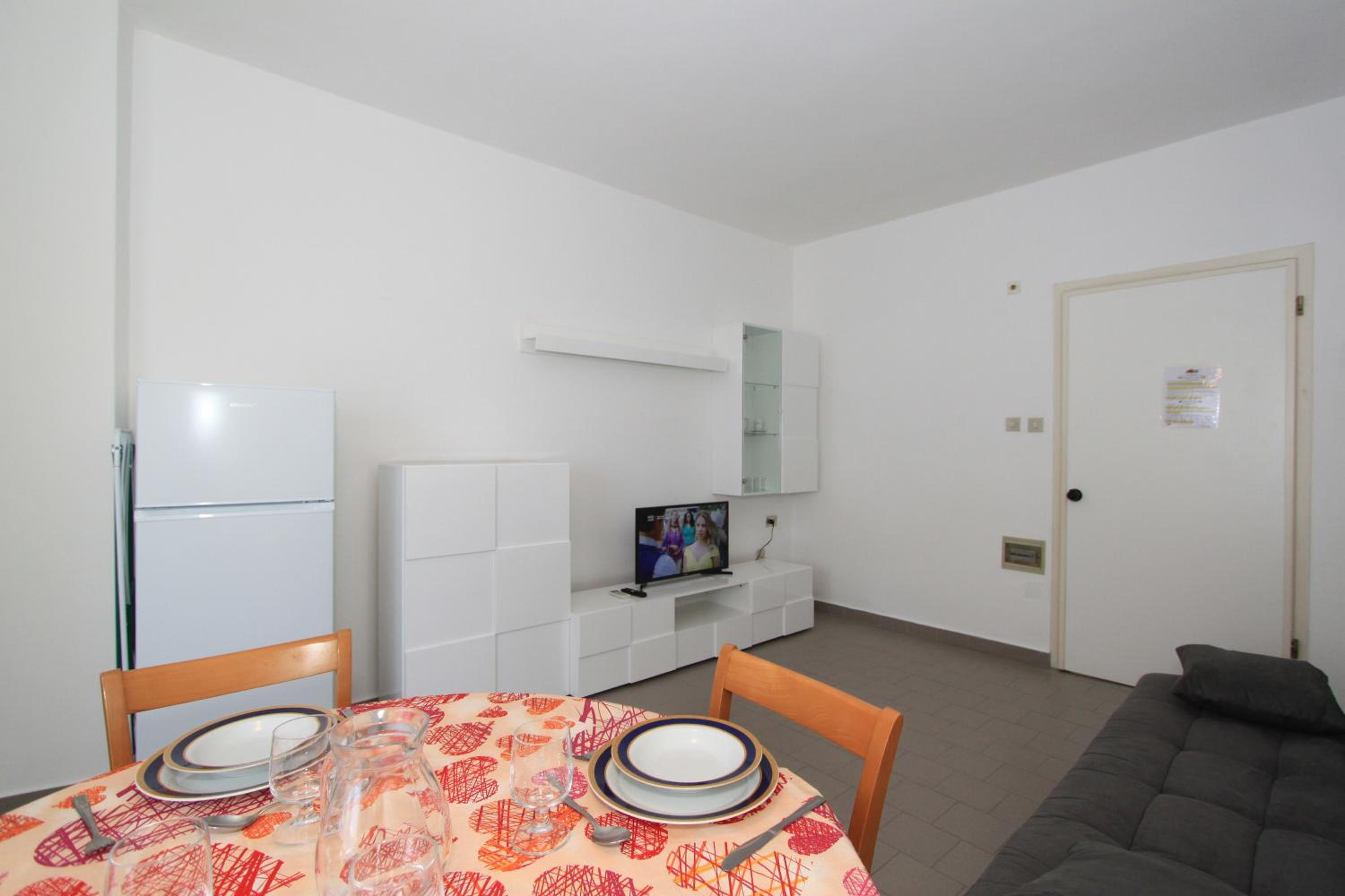 Apartment photo 3