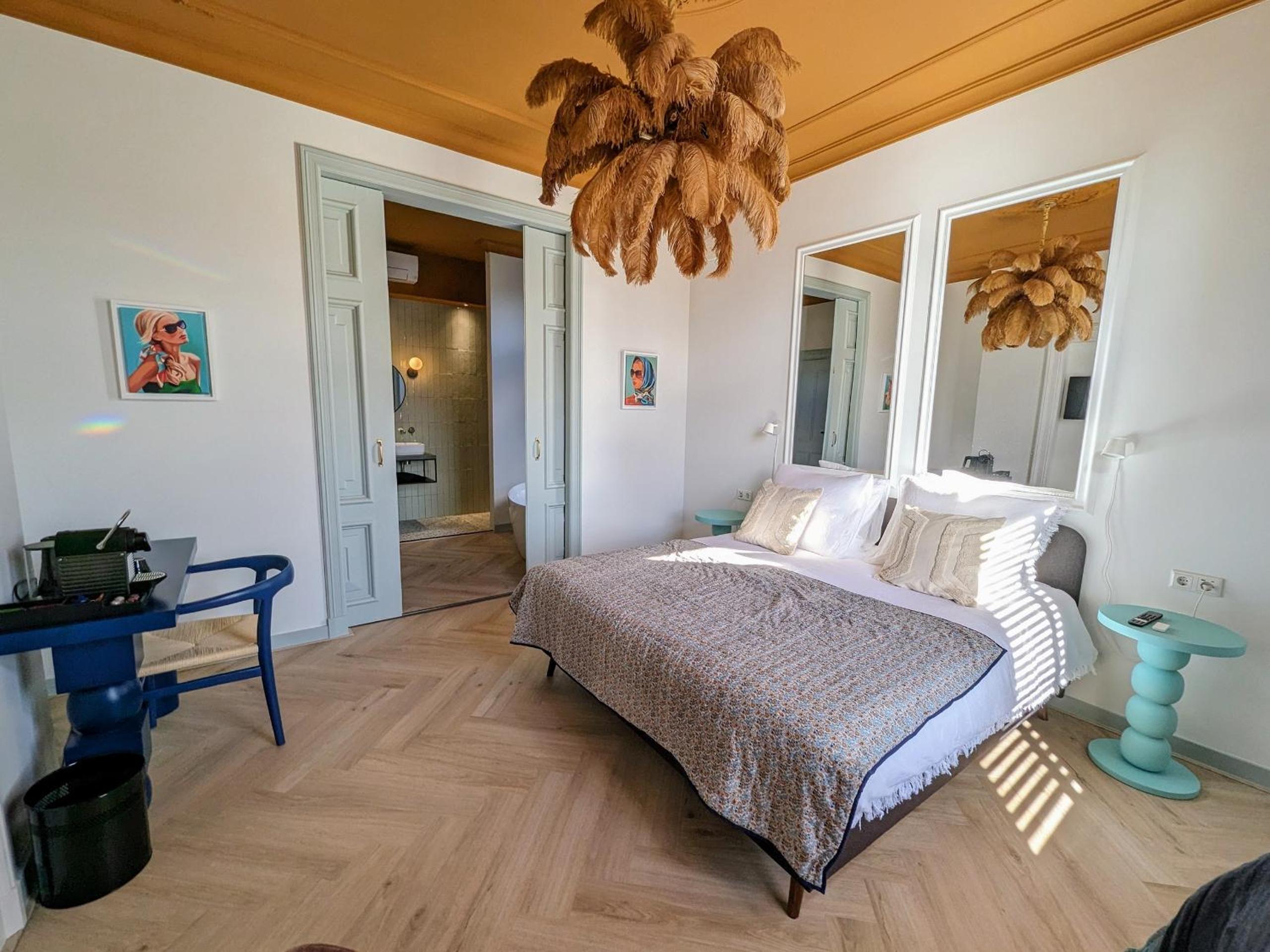 Deluxe Double Room With Bath photo 1