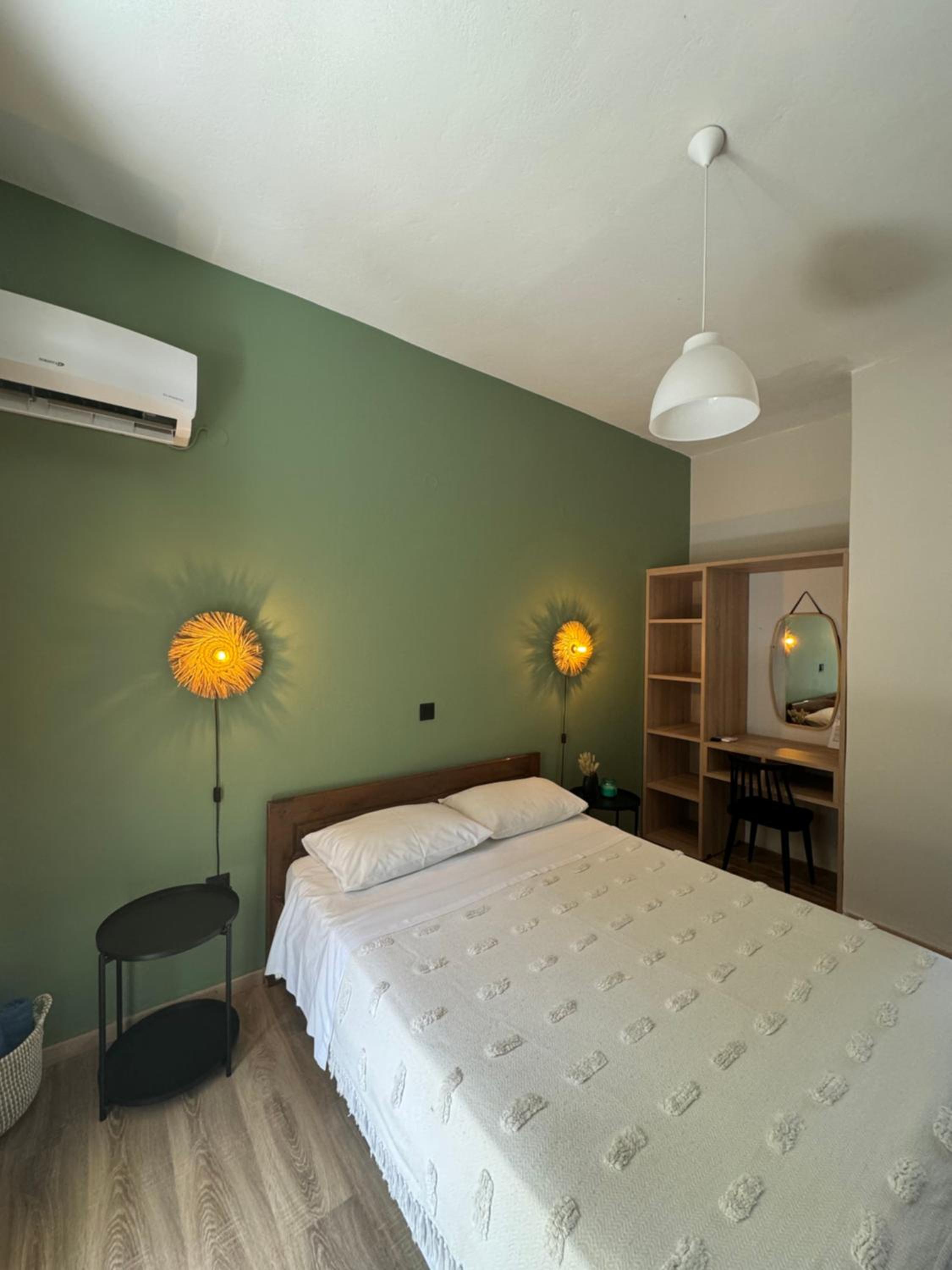 Two-Bedroom Deluxe Apartment with Balcony