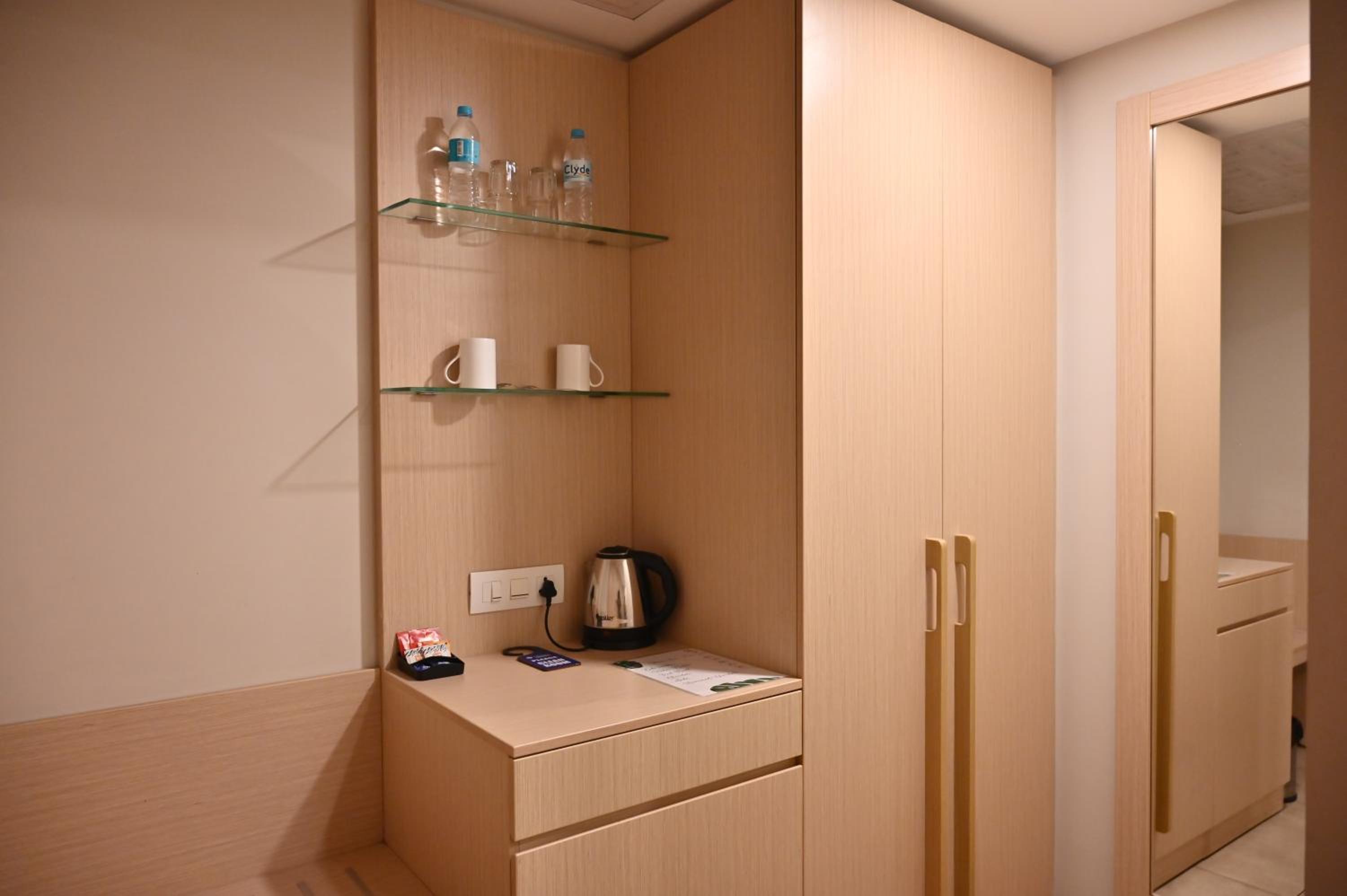 Deluxe Double or Twin Room - Photo 4