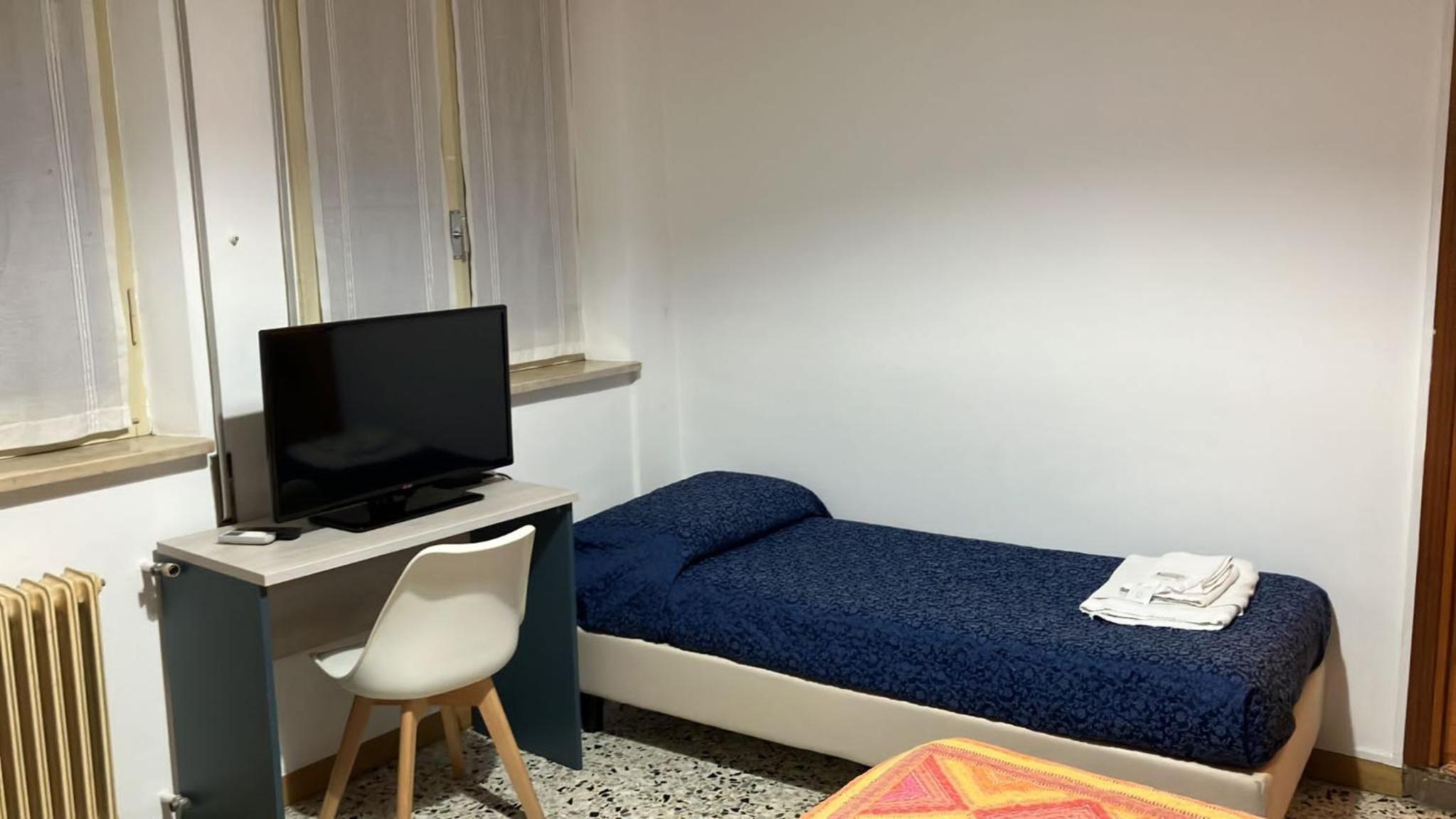 Large Double or Twin Room