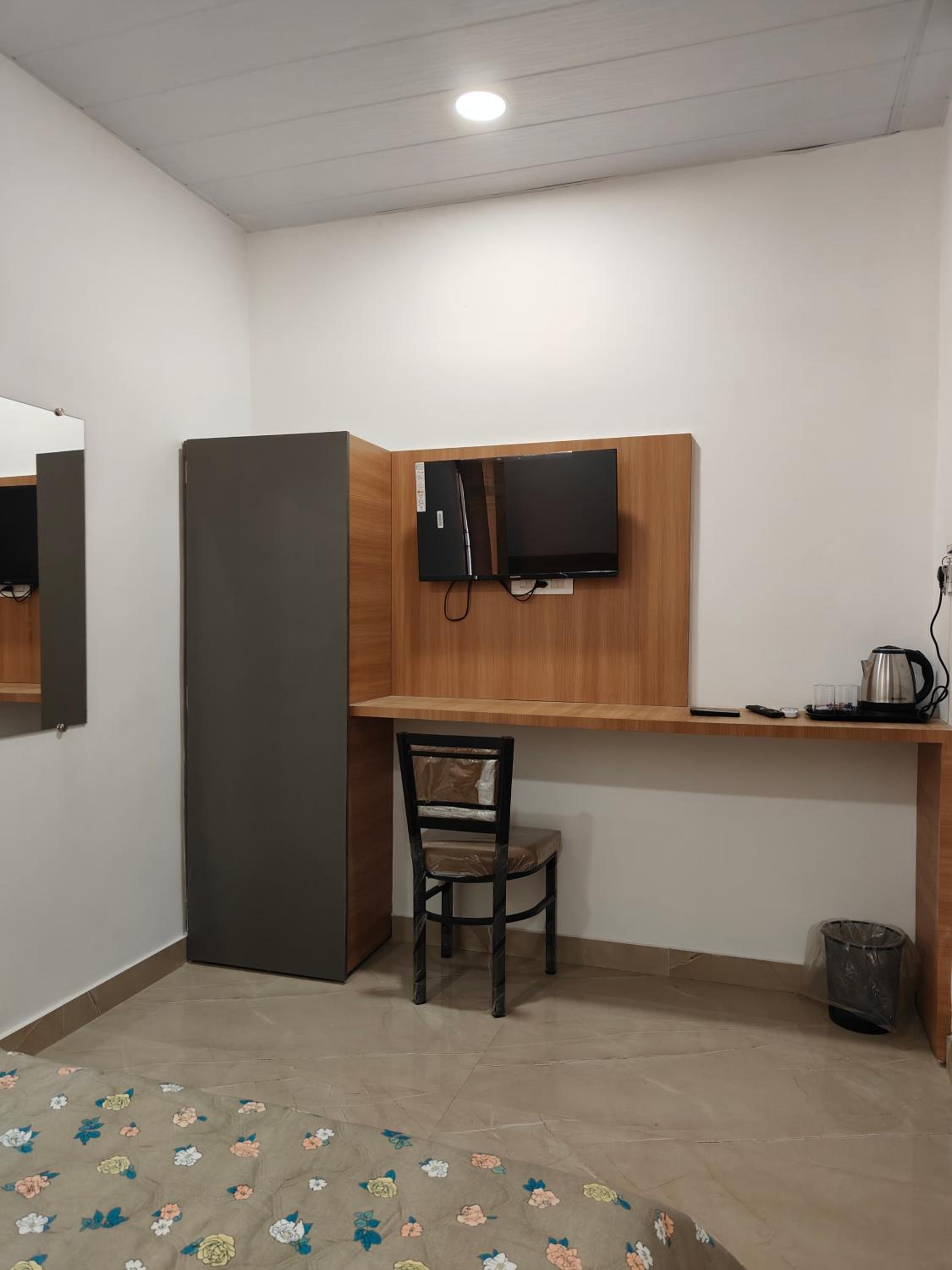 Deluxe Room - Photo 2