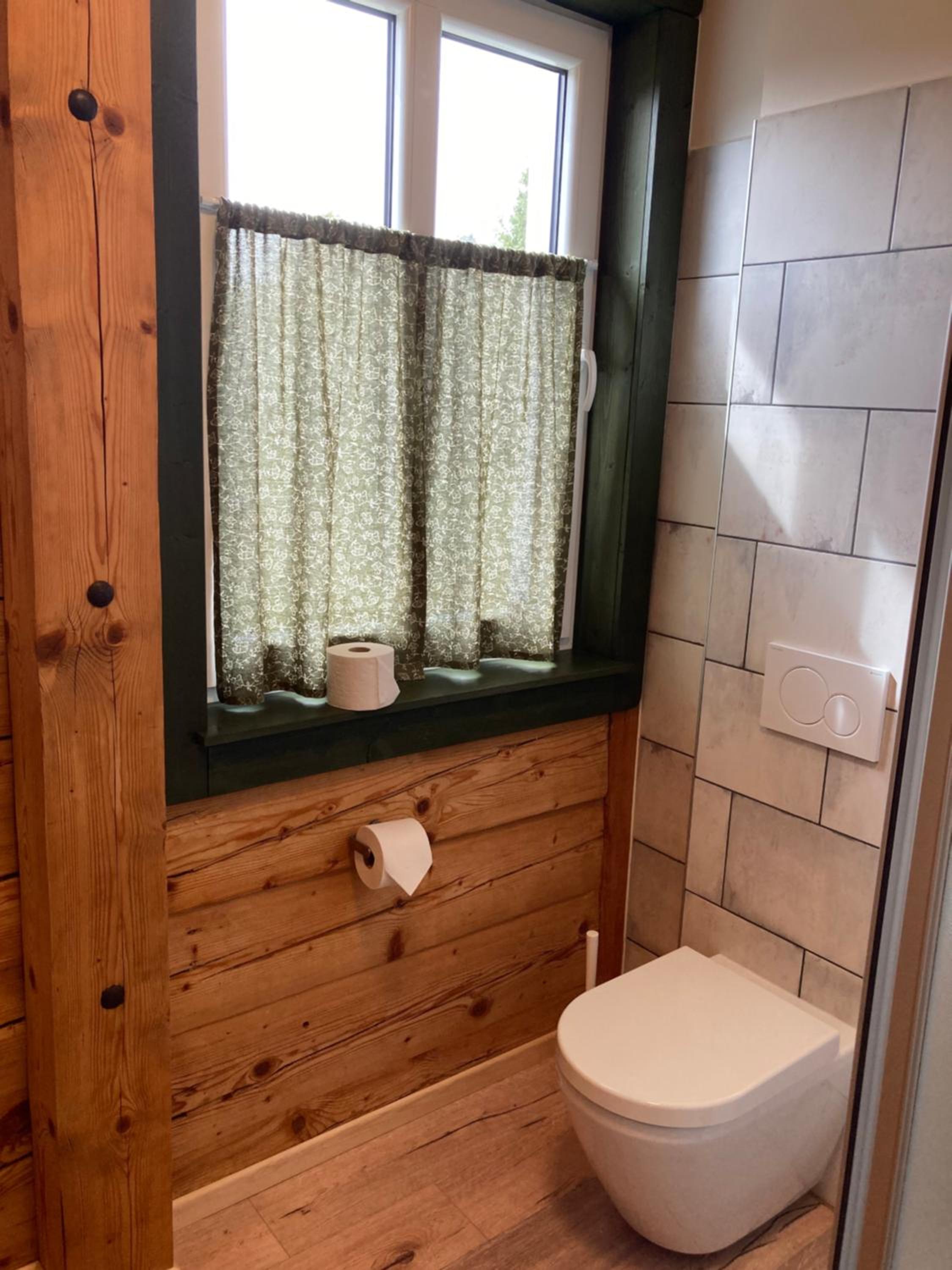 Deluxe Double Room with Balcony photo 3