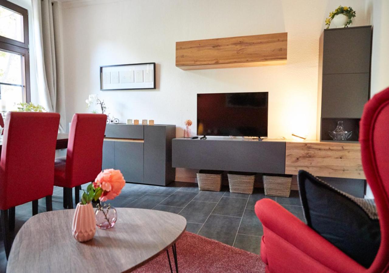 Two-Bedroom Apartment with City View - outbuilding photo 1