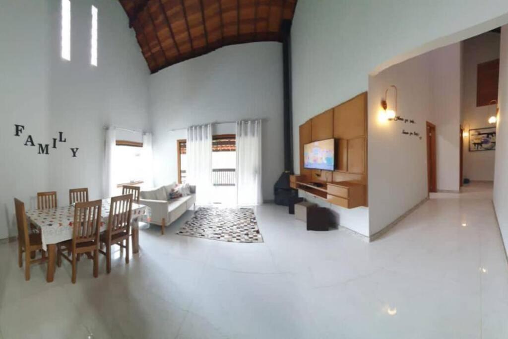 One-Bedroom House photo 1