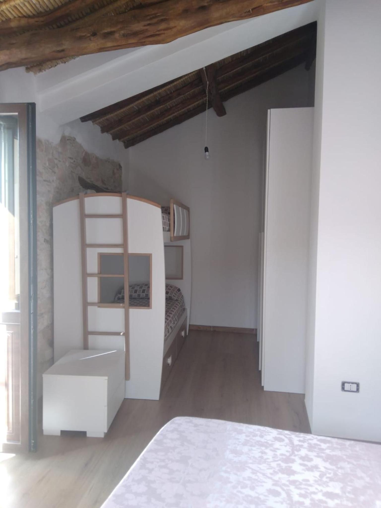 Two-Bedroom House photo 3