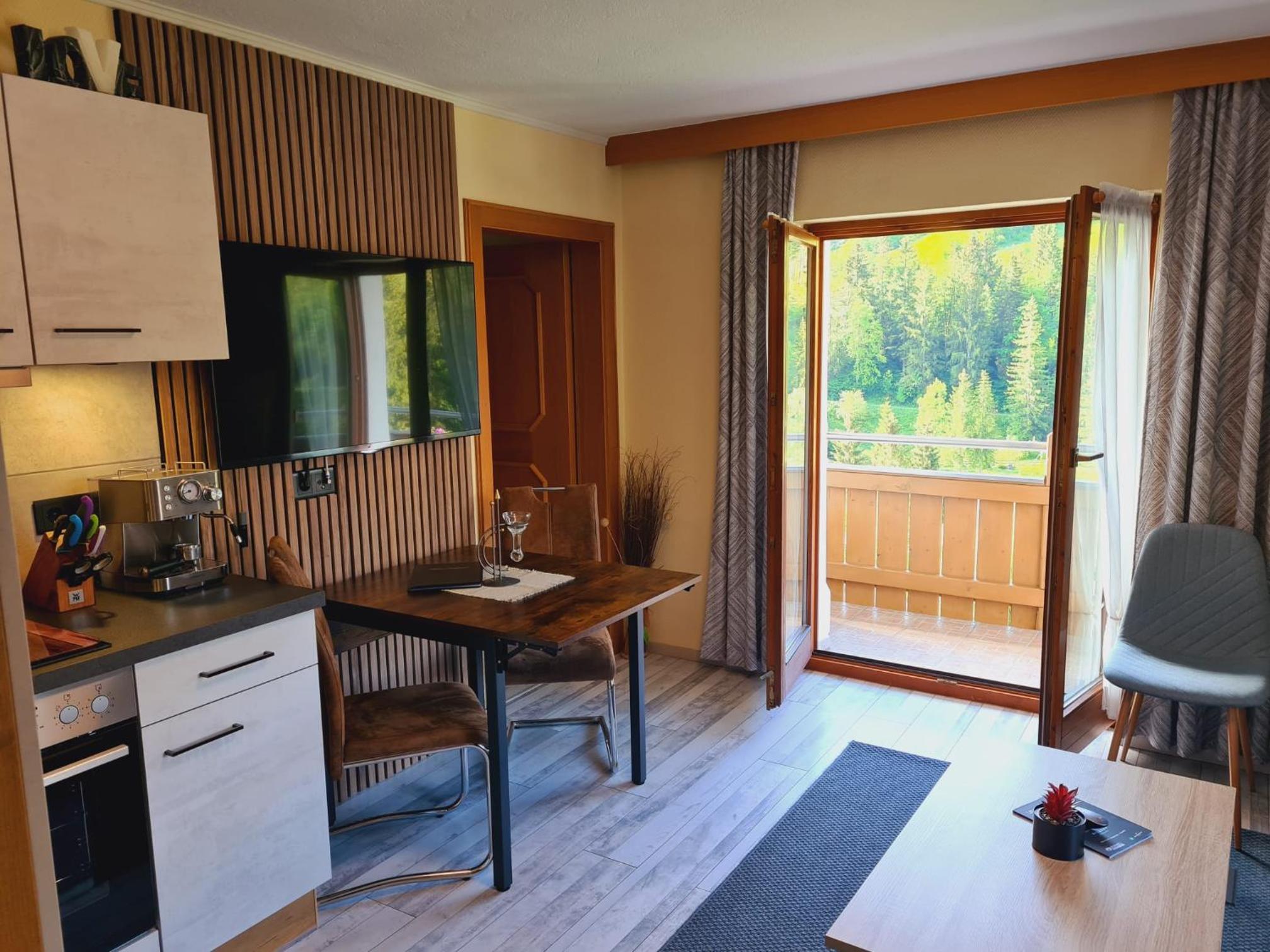 Two-Bedroom Apartment with Shower  photo 1