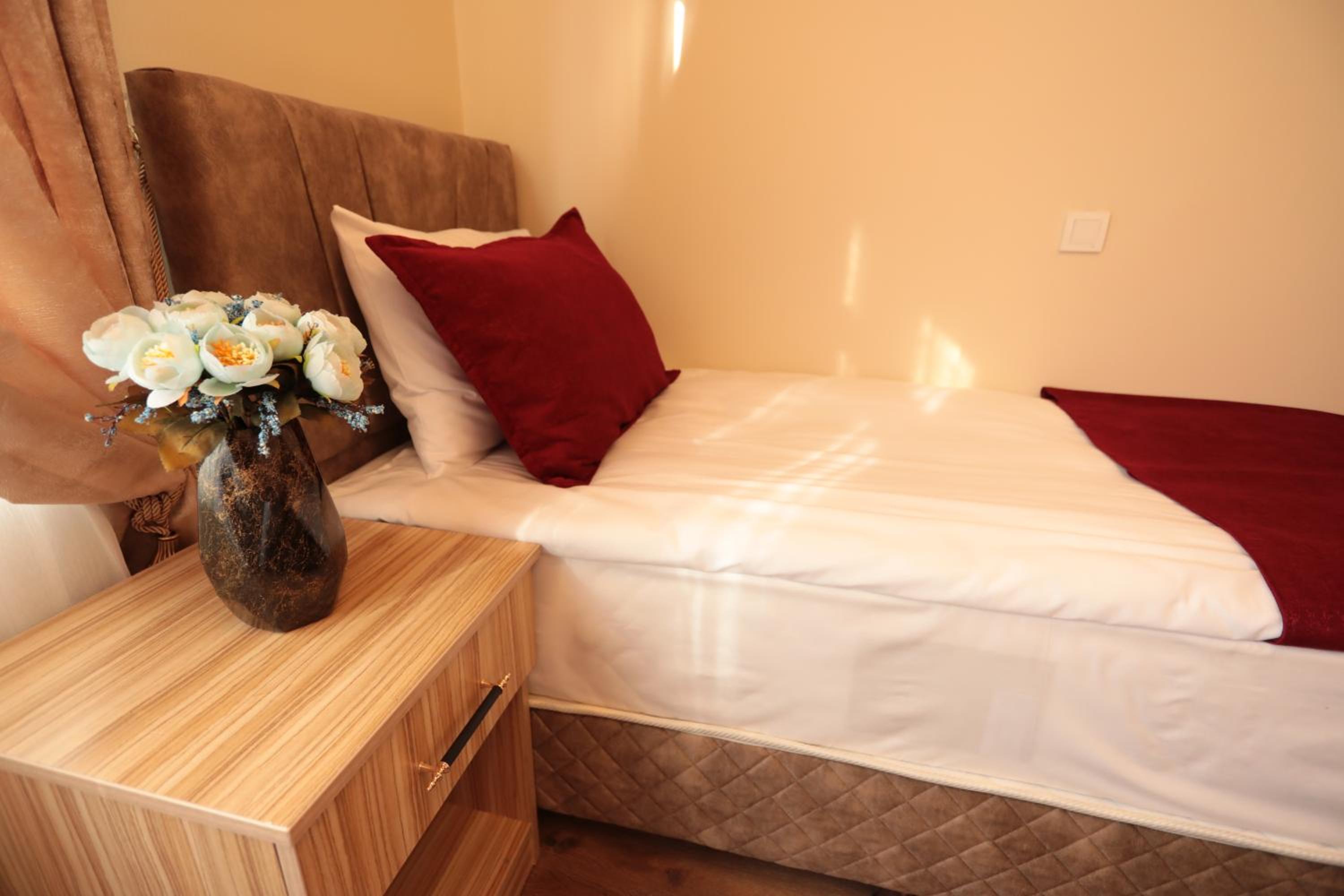 Economy Double Room photo 1