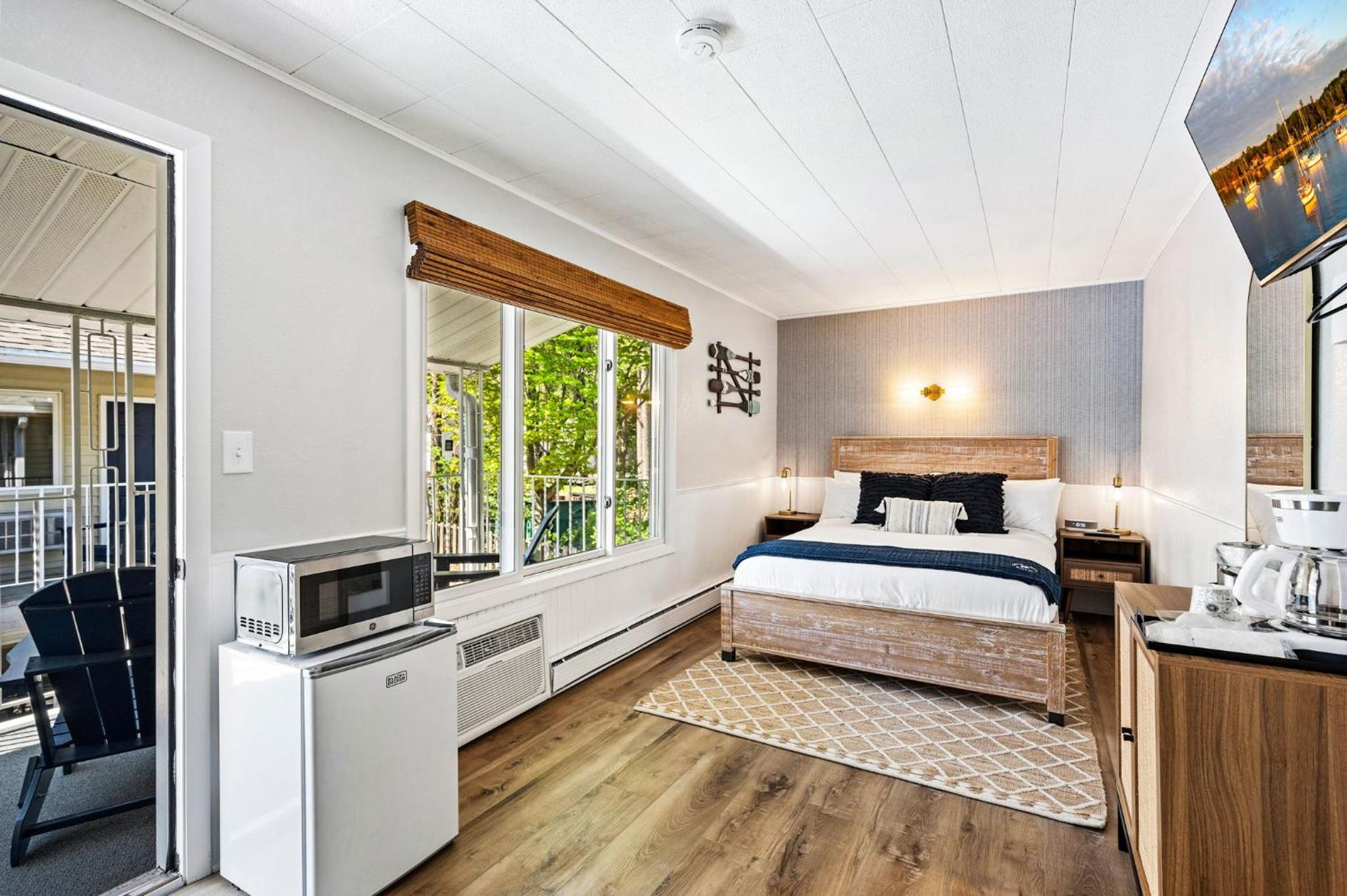 Queen Room - Photo 1