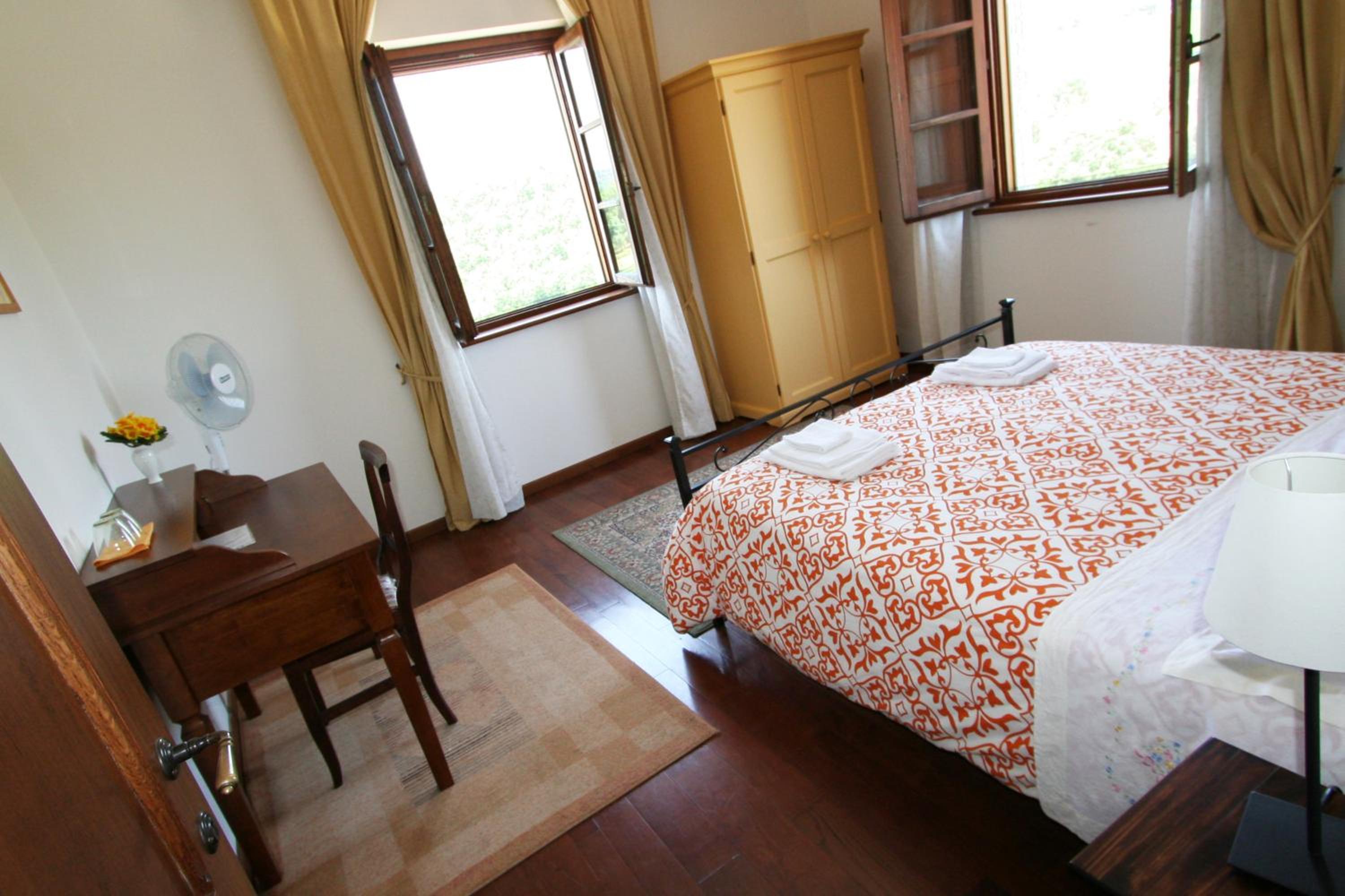 Triple Room with Private Bathroom photo 1