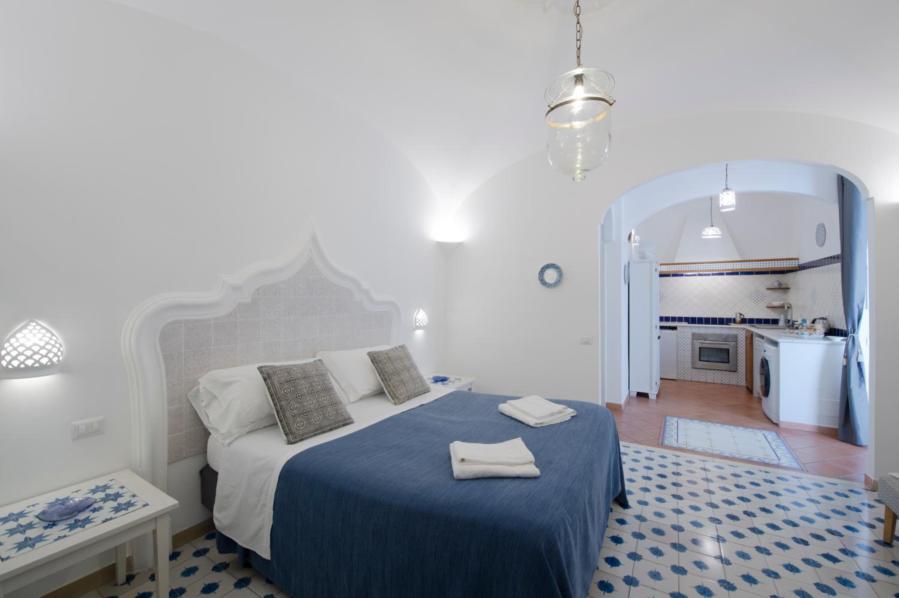 Studio Apartment with Sea View - Photo 7
