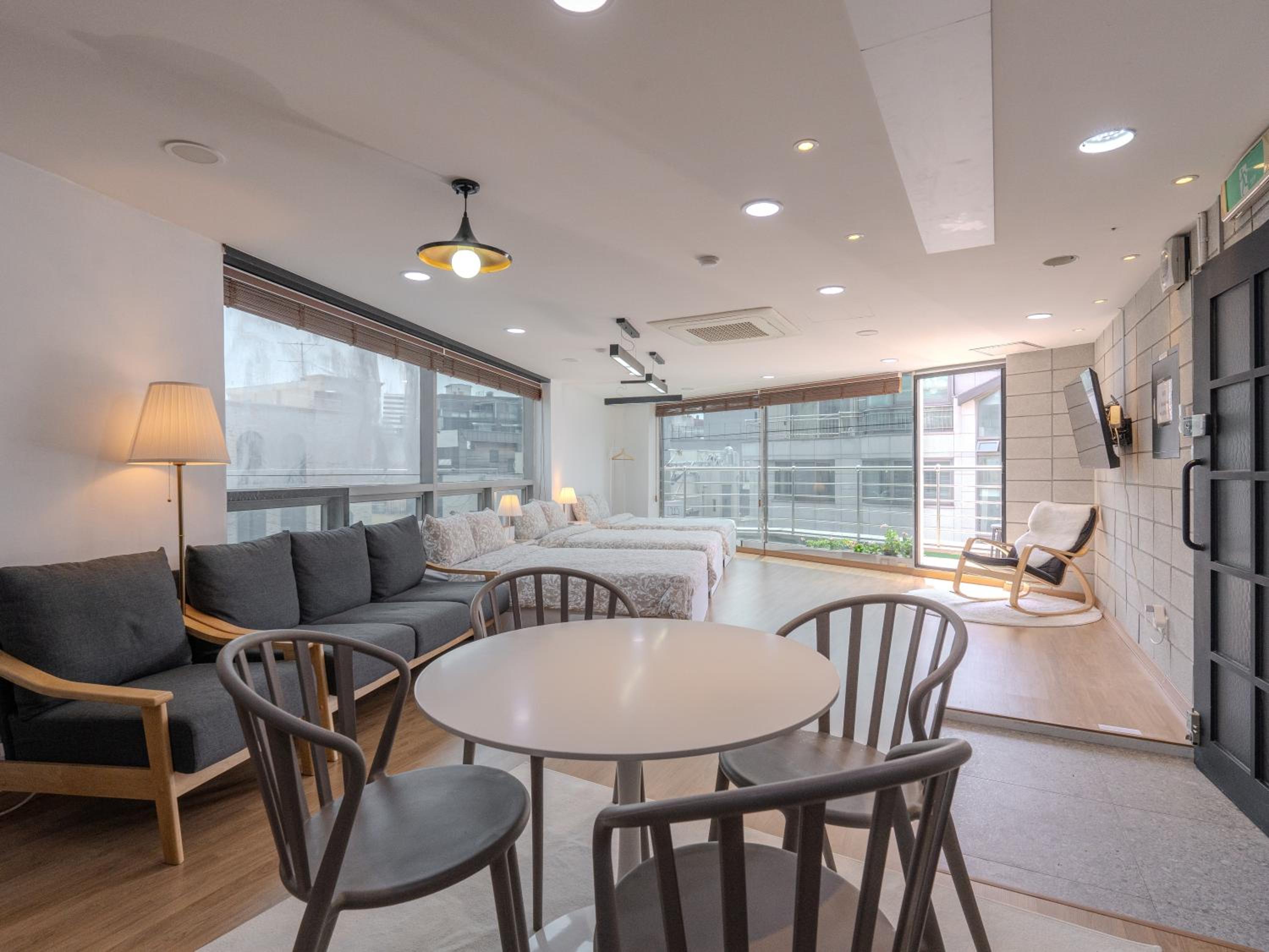 One-Bedroom Suite