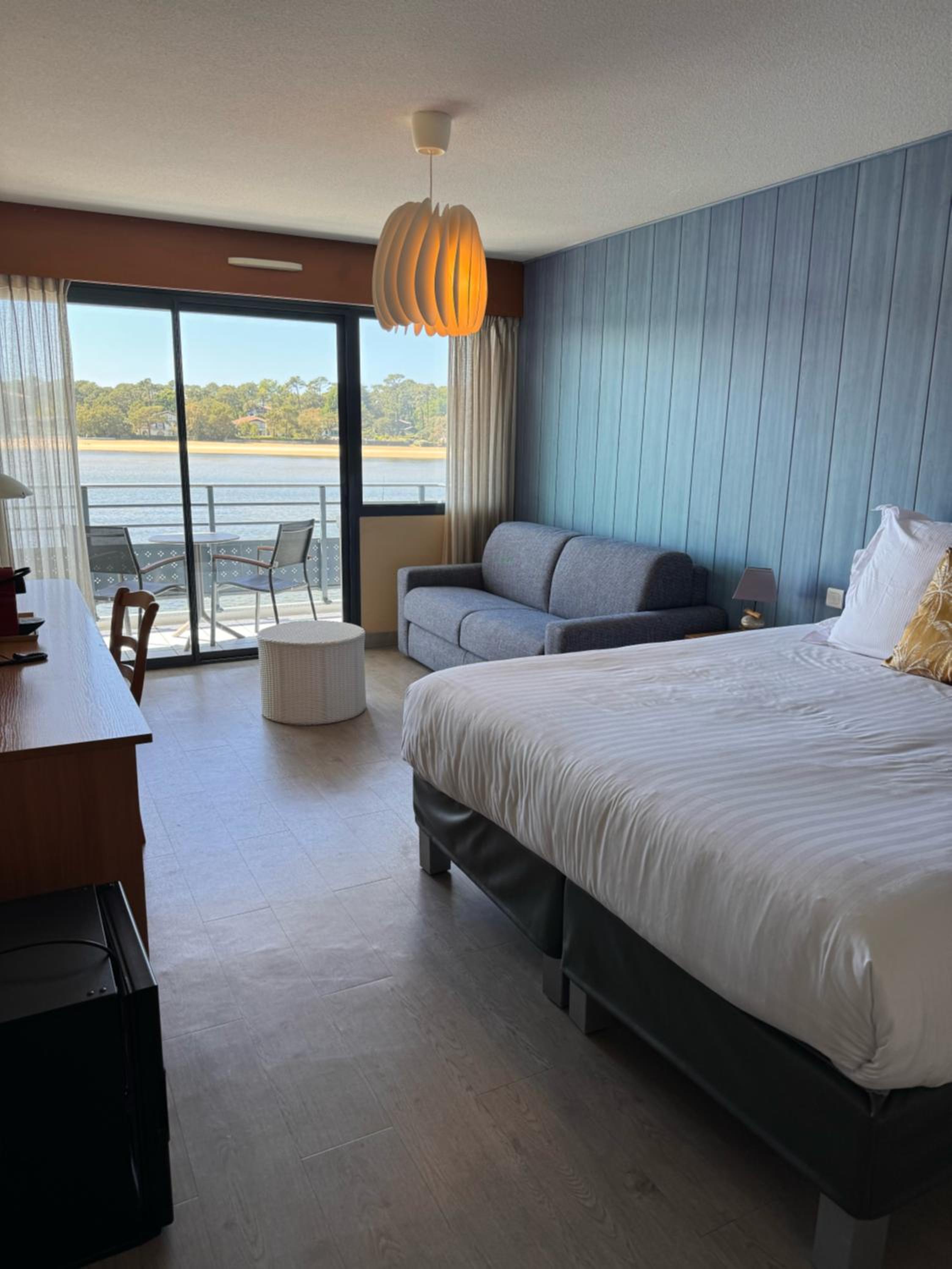 Deluxe Junior Suite photo 3