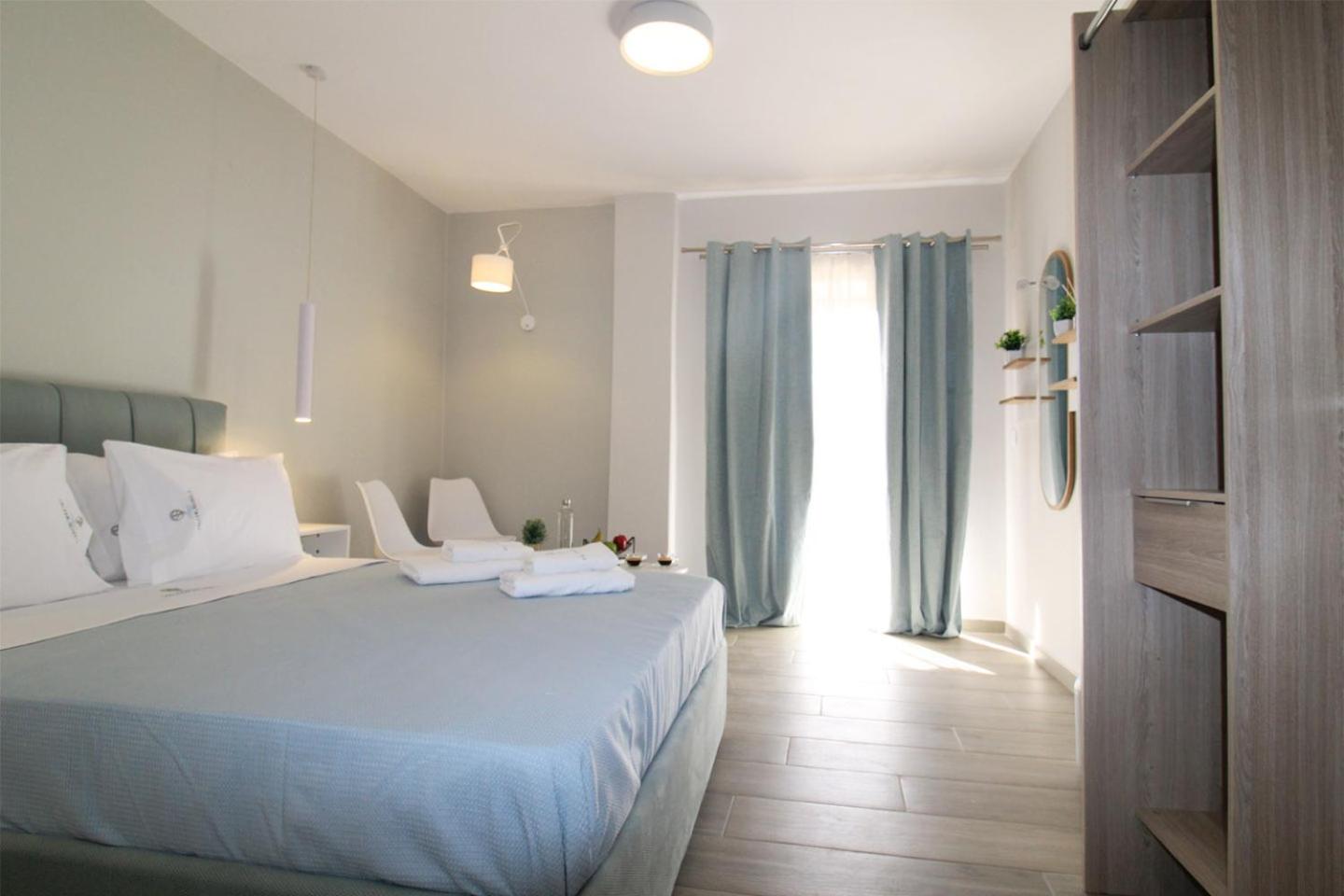 Queen Room with Balcony