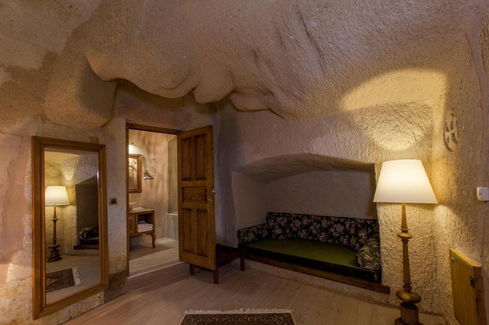 Double Room - Photo 4