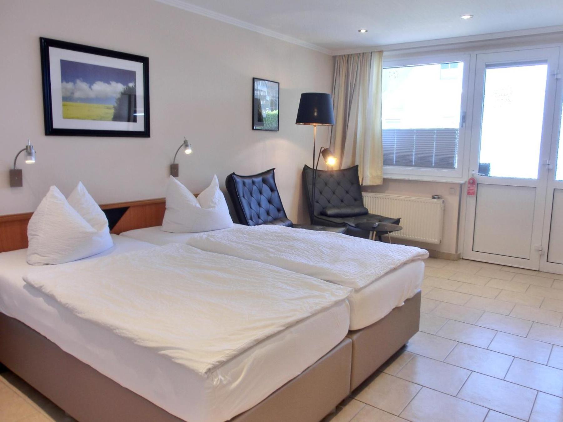 Large Double Room