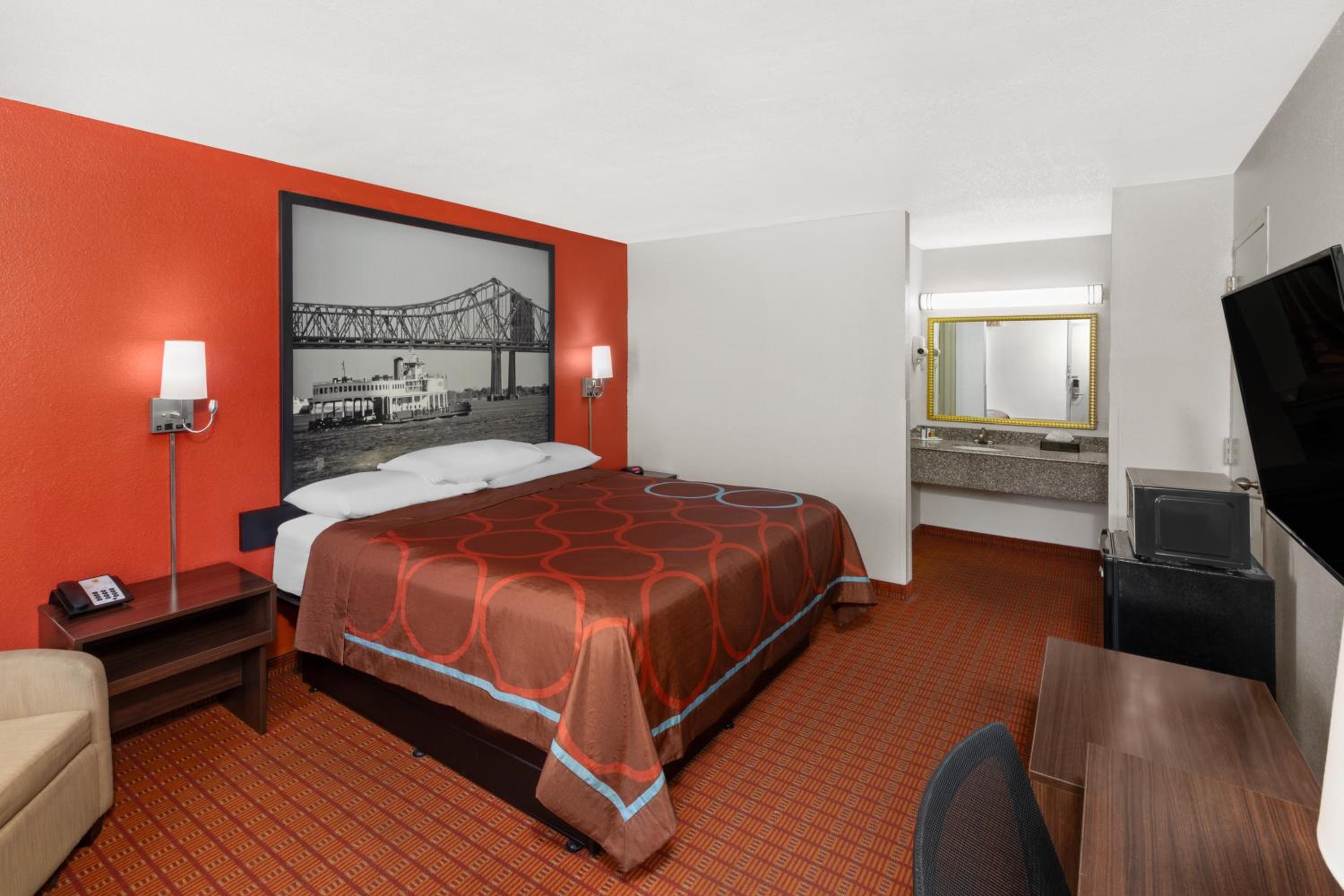 King Room - Non-Smoking - Photo 4