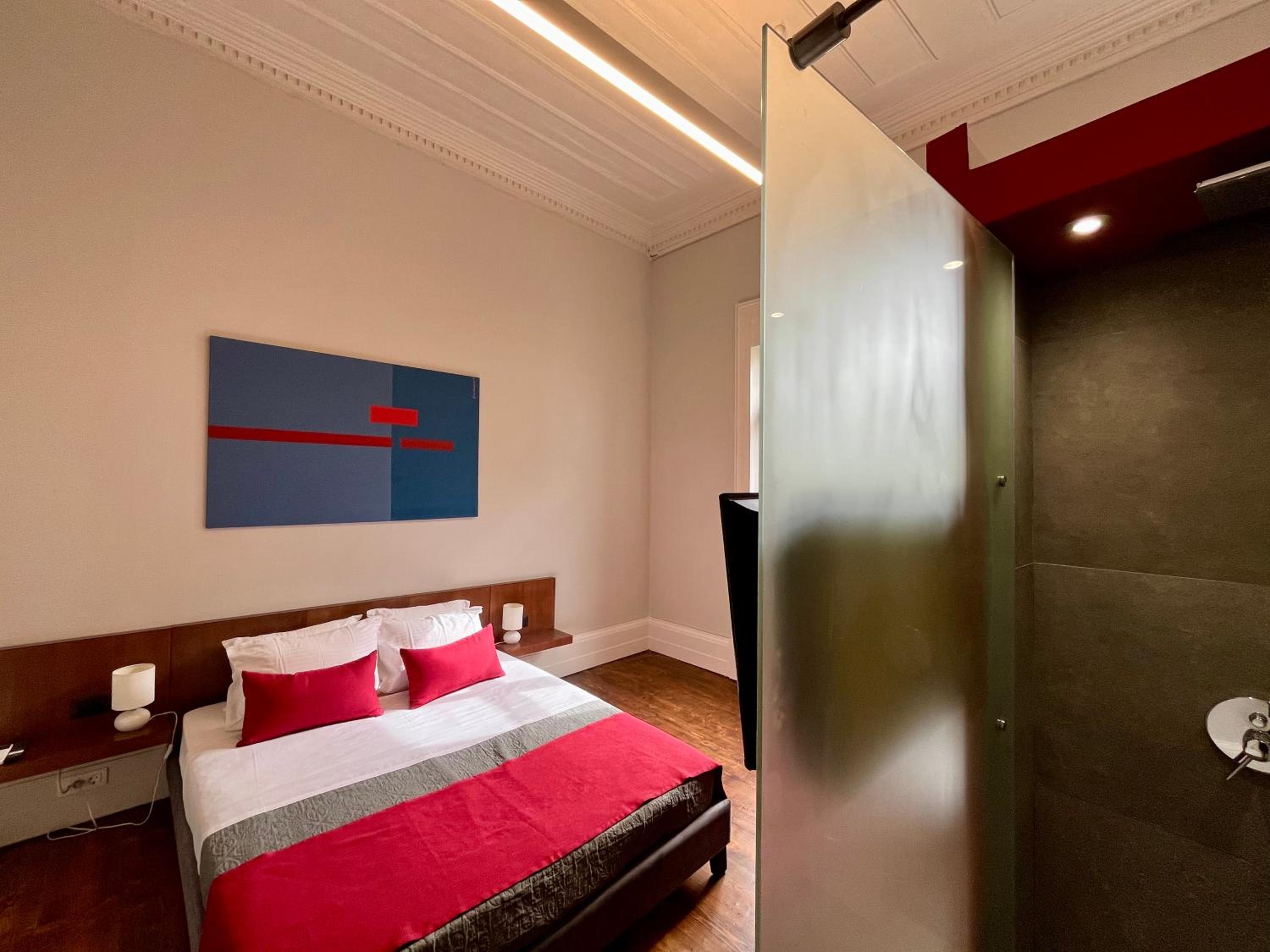 Economy Double Room - Photo 3