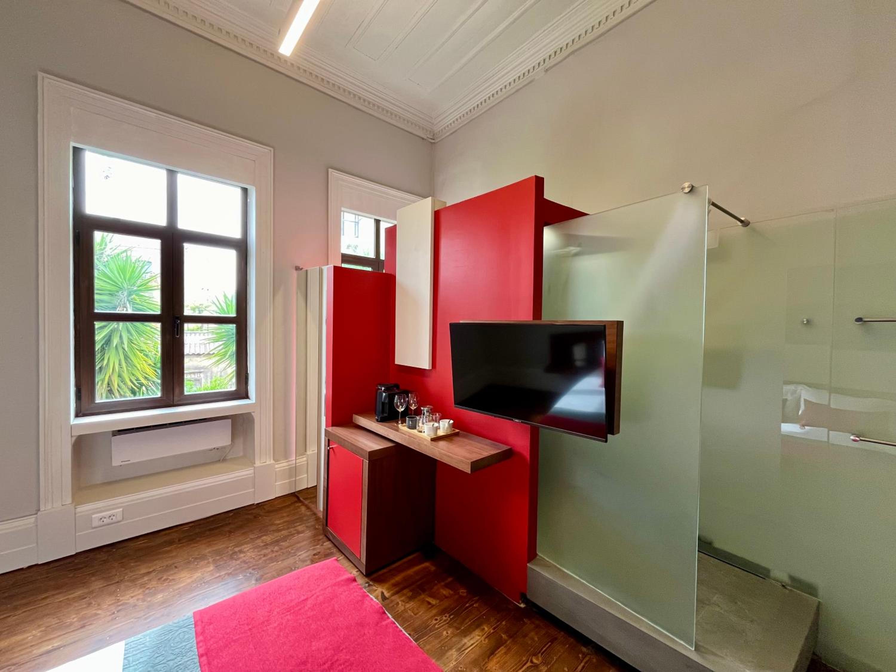 Economy Double Room - Photo 6