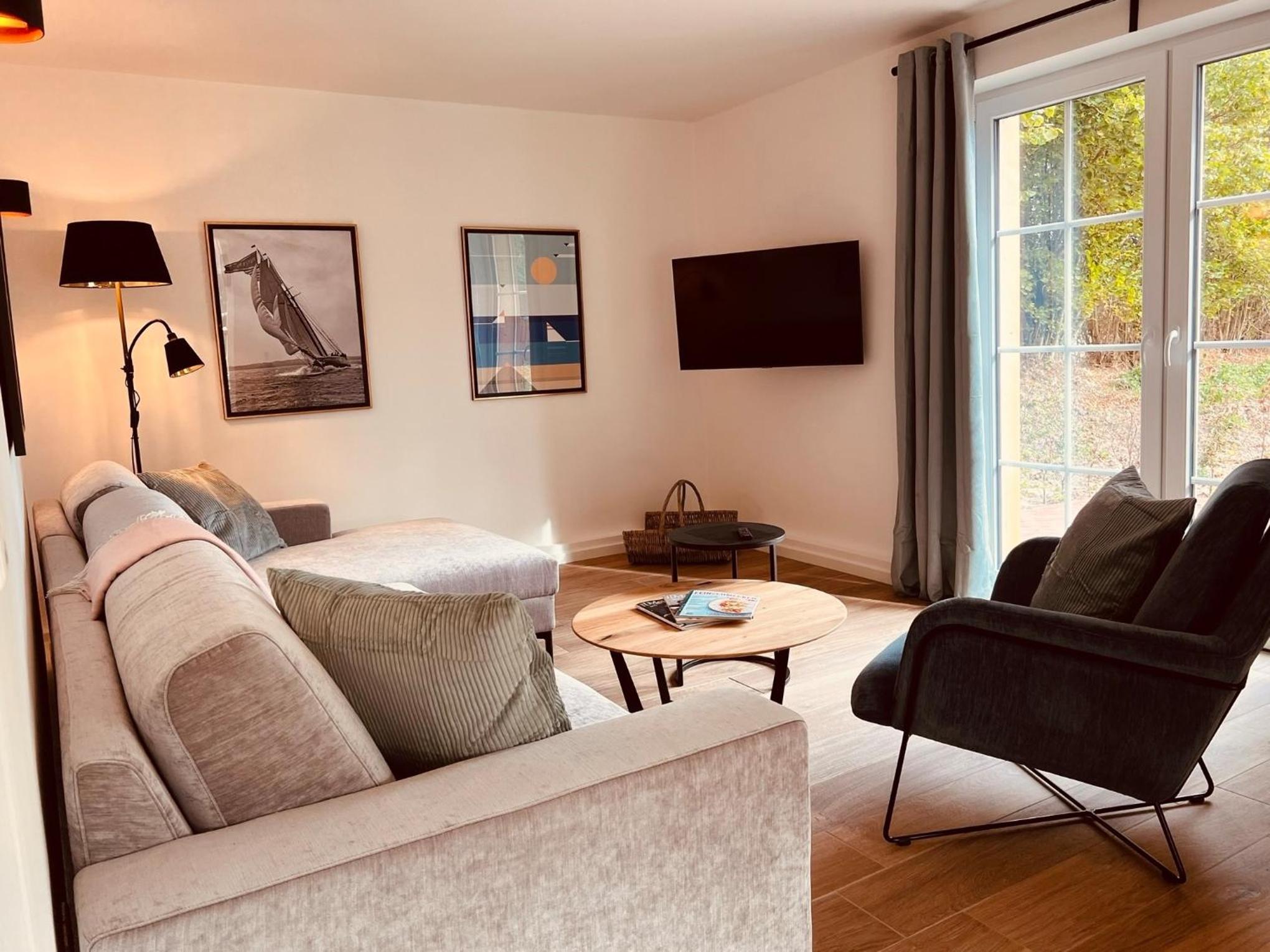 Apartment photo 1