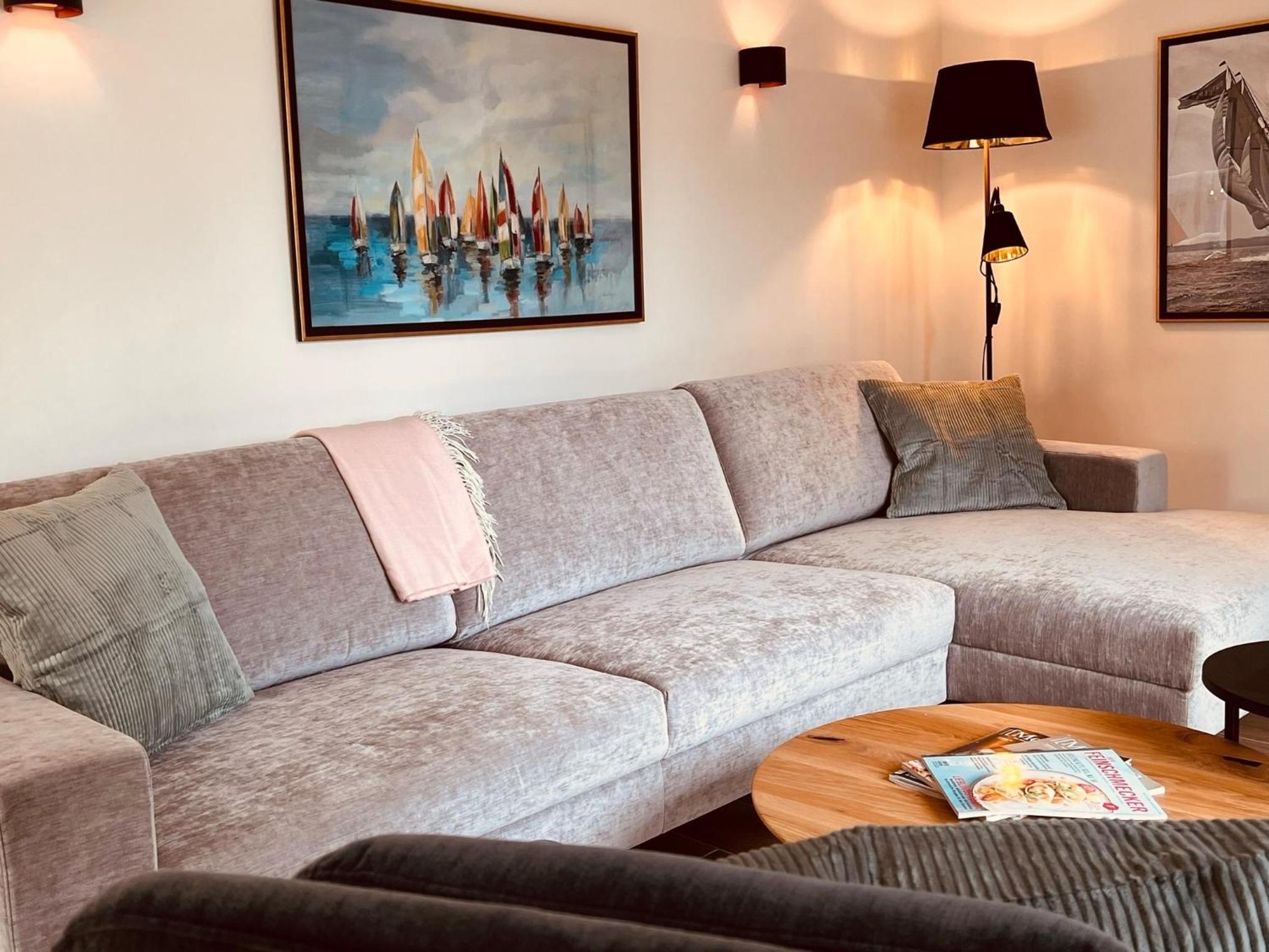 Apartment photo 2
