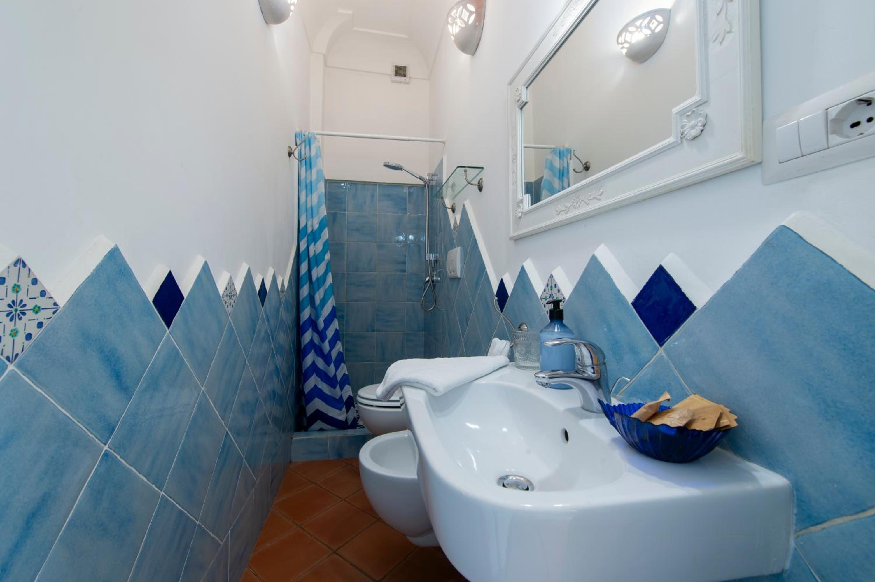 Studio Apartment with Sea View - Photo 11