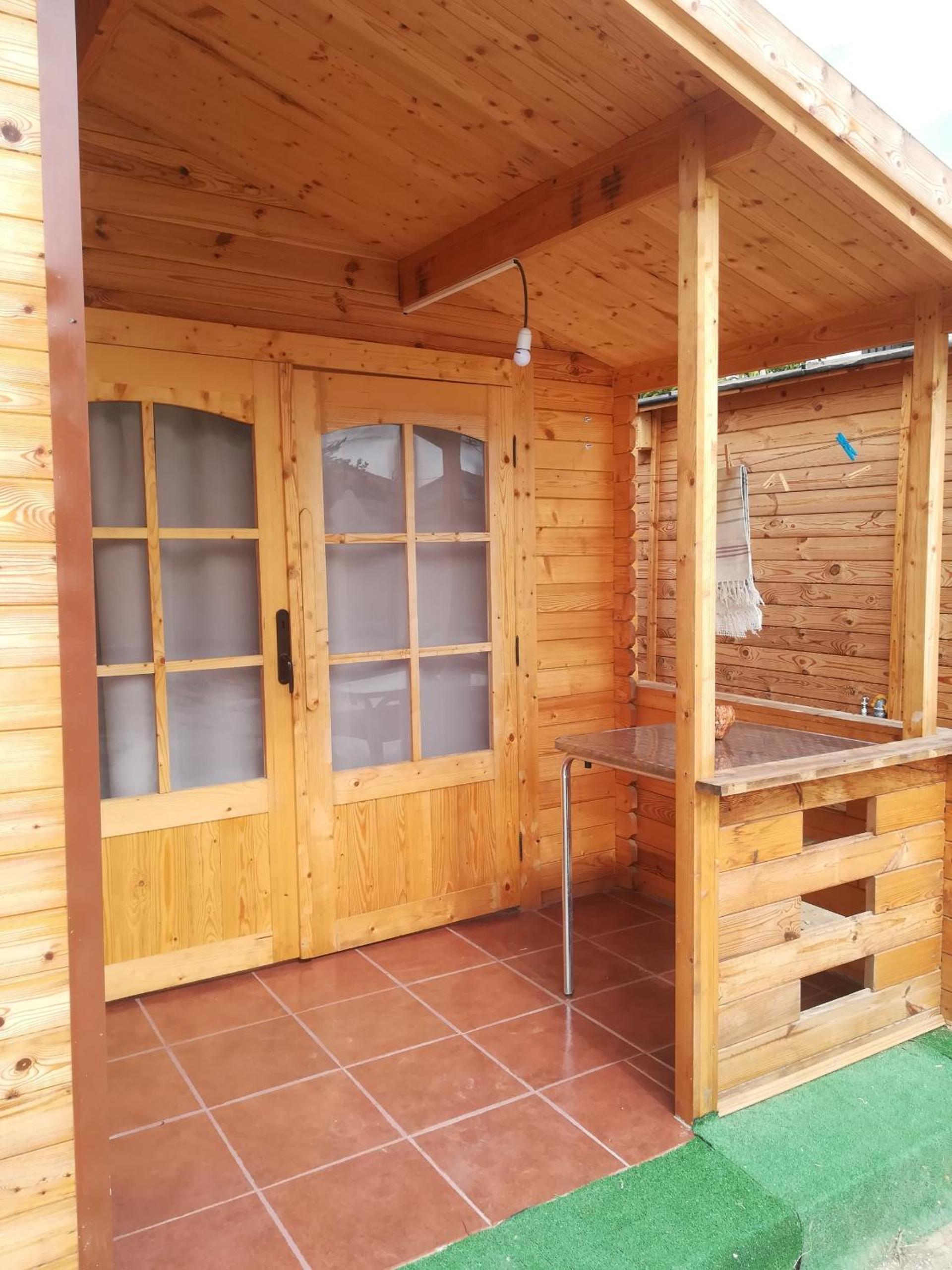 Bungalow photo 1