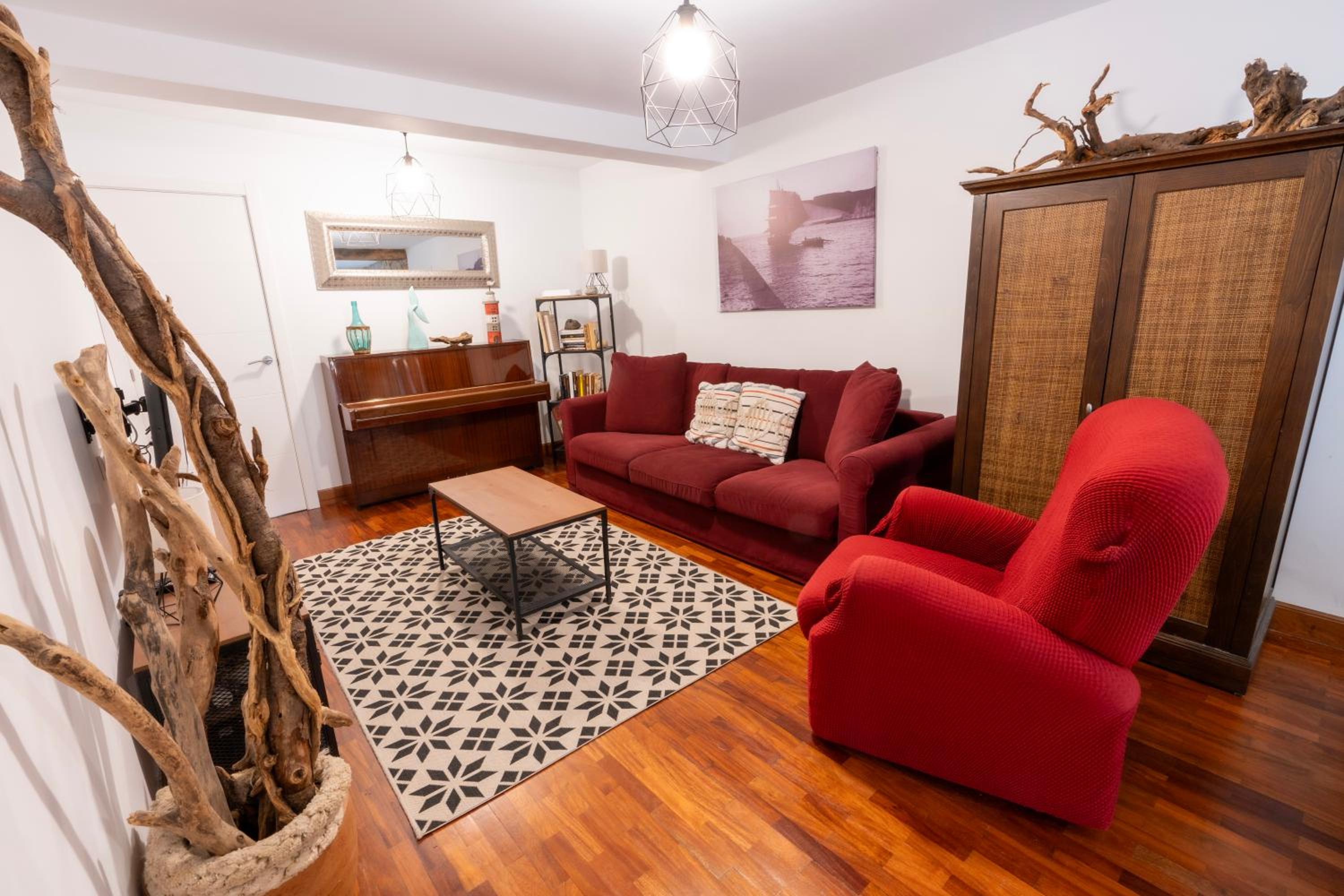 Three-Bedroom Apartment photo 2