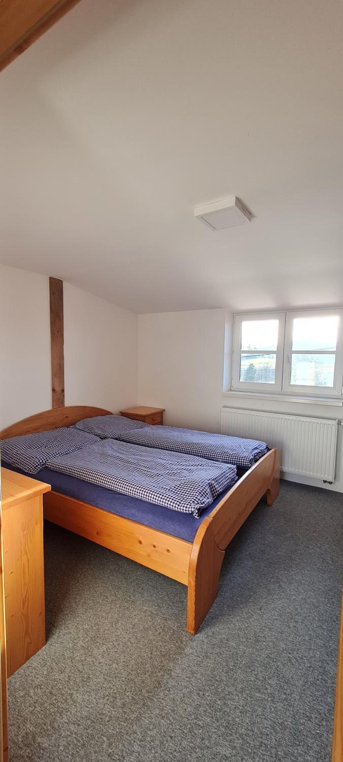 Five-Bedroom House photo 3