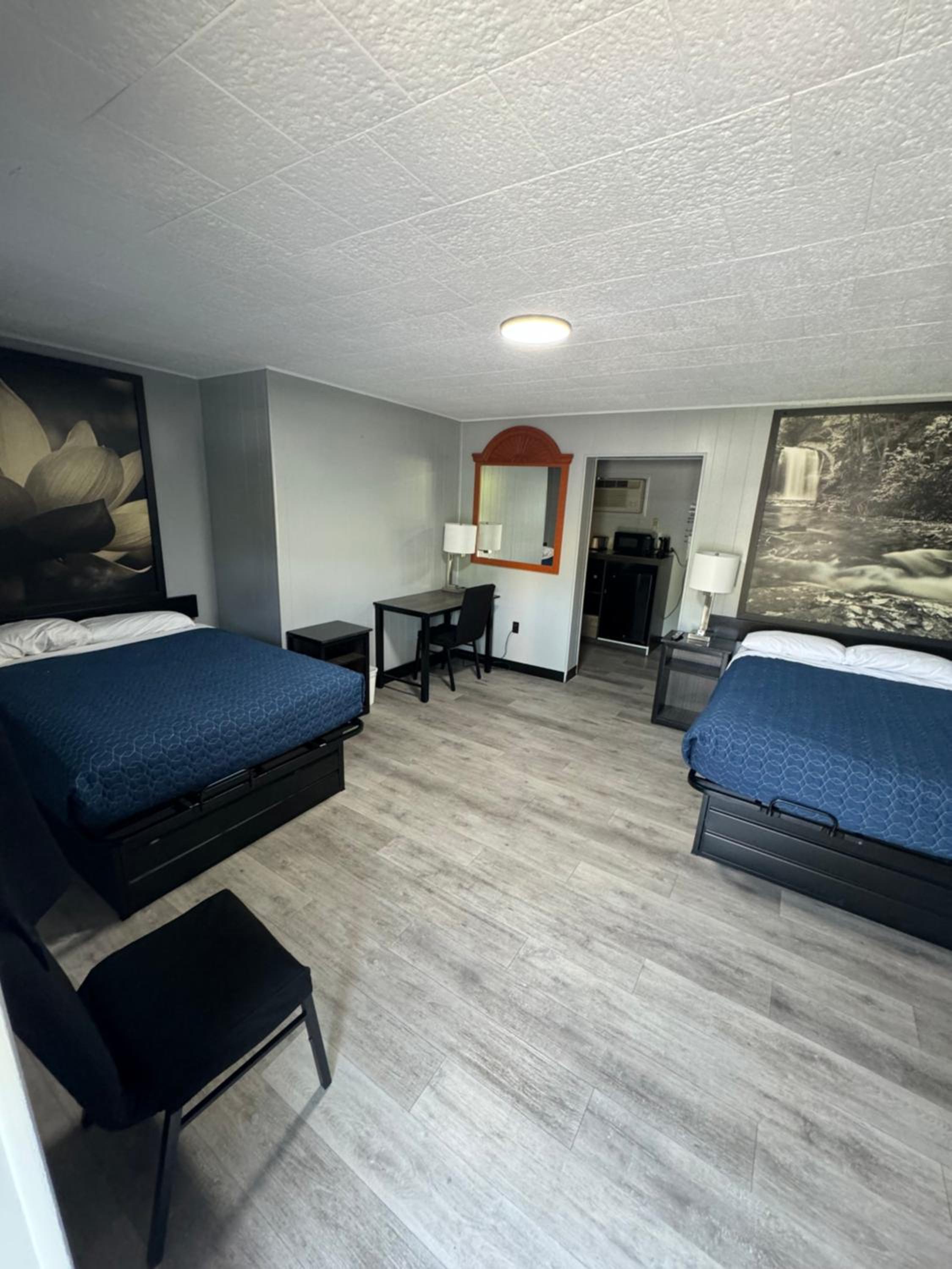 Double Room - Photo 1