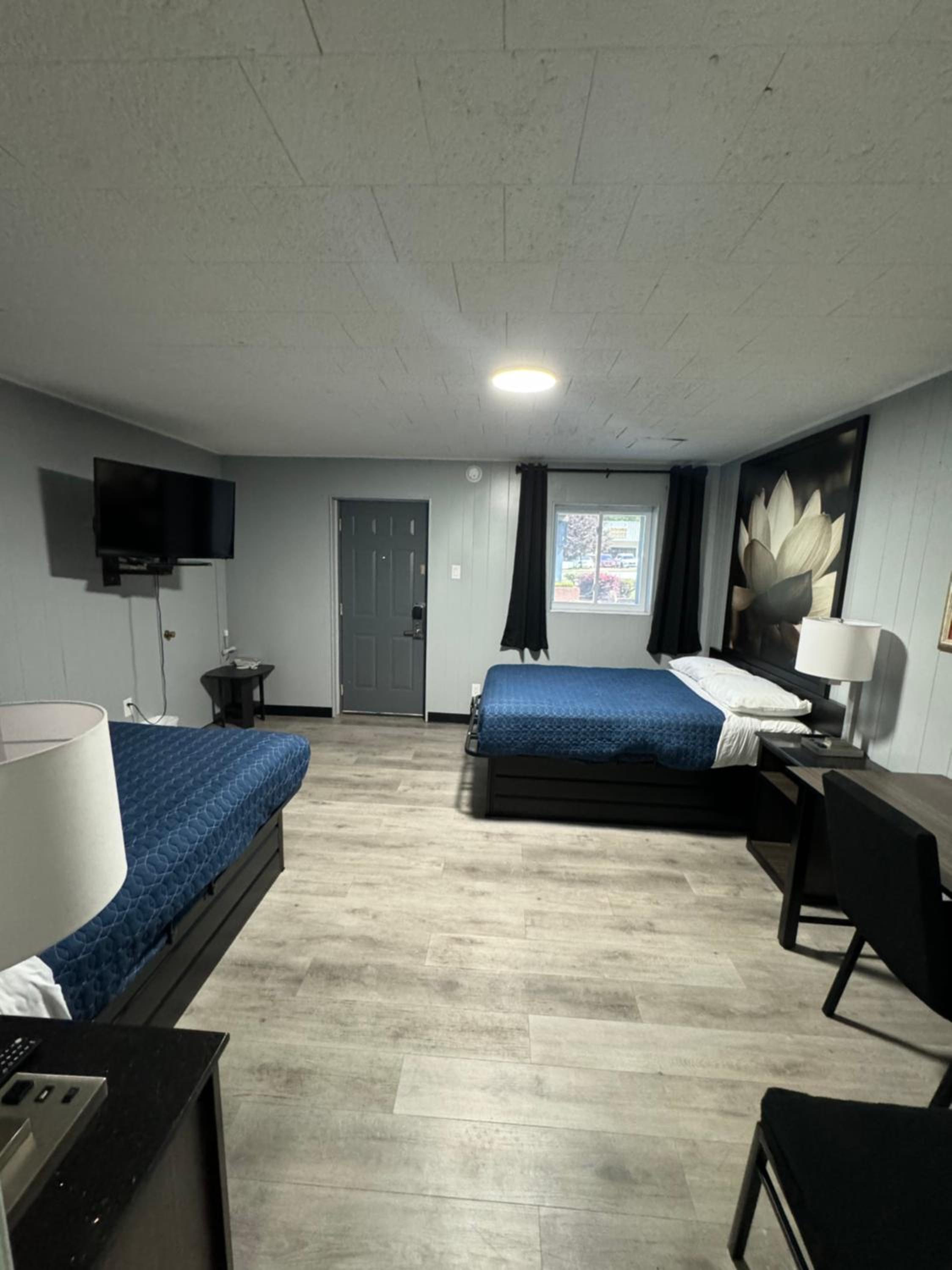Double Room - Photo 5
