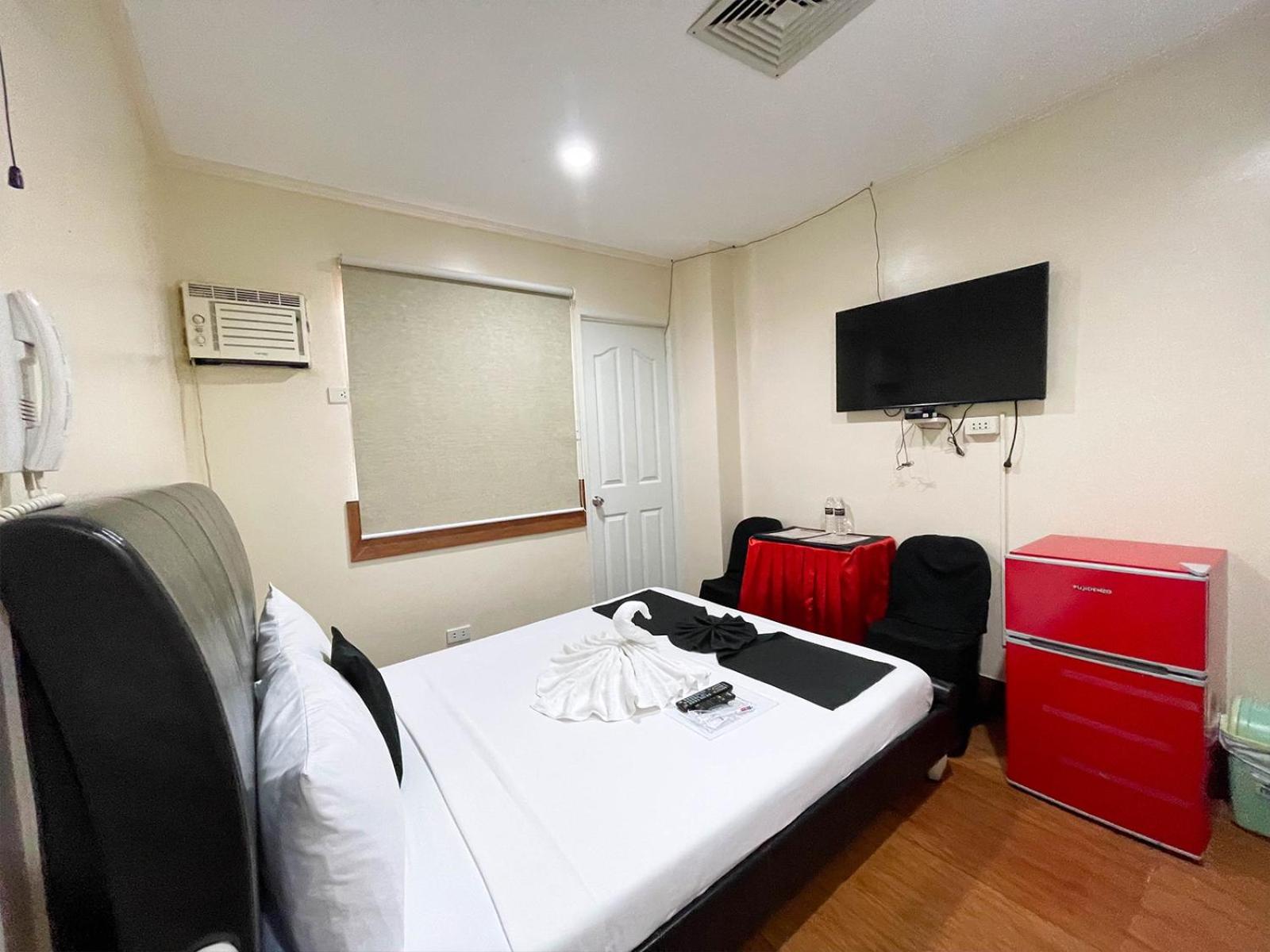 Standard Double Room - Photo 2
