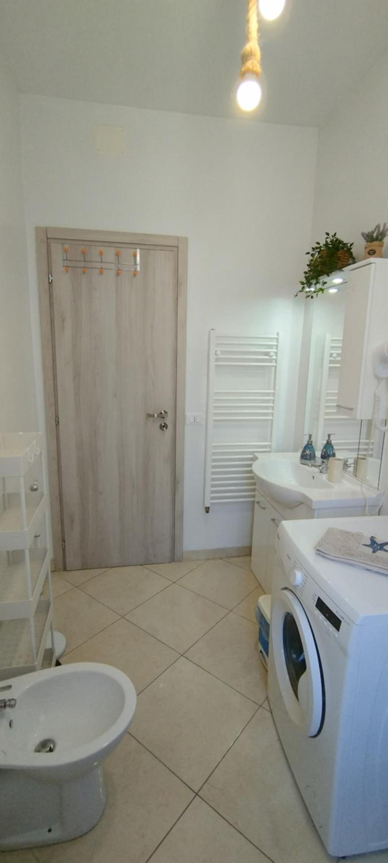 Two-Bedroom Apartment - Photo 24