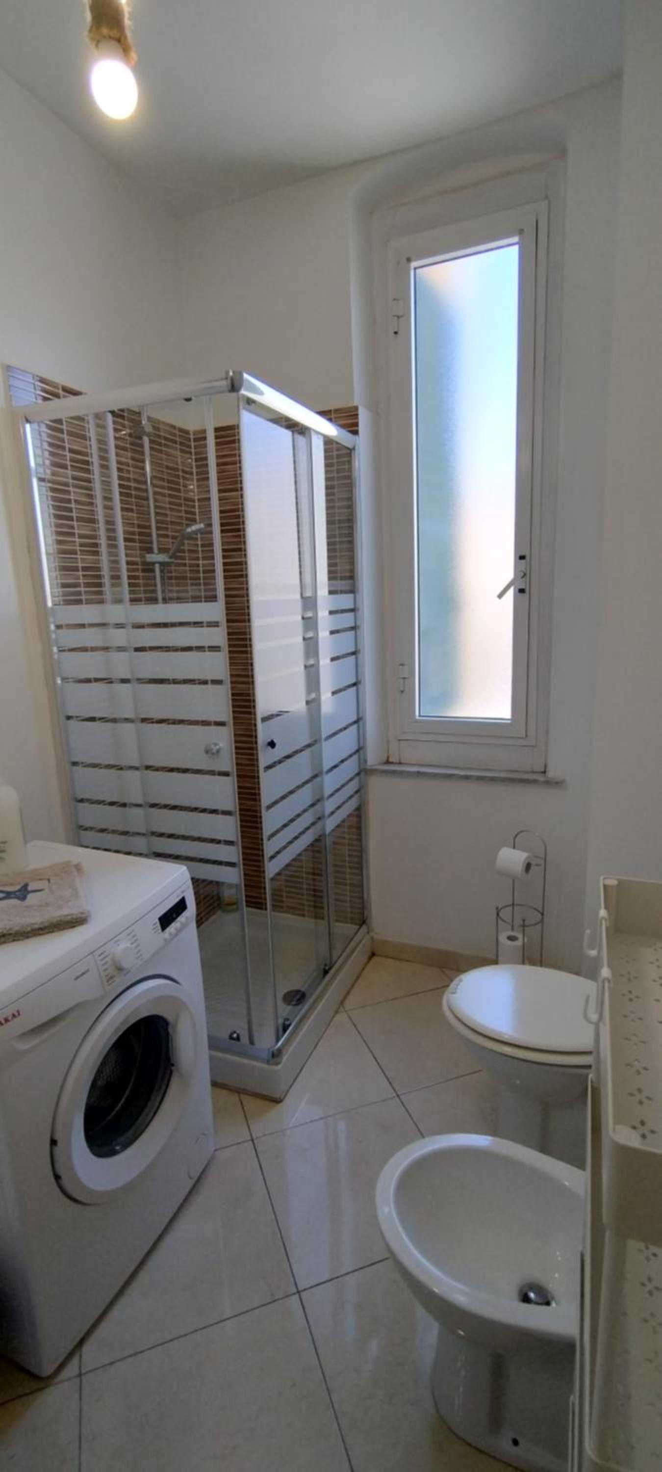 Two-Bedroom Apartment - Photo 25