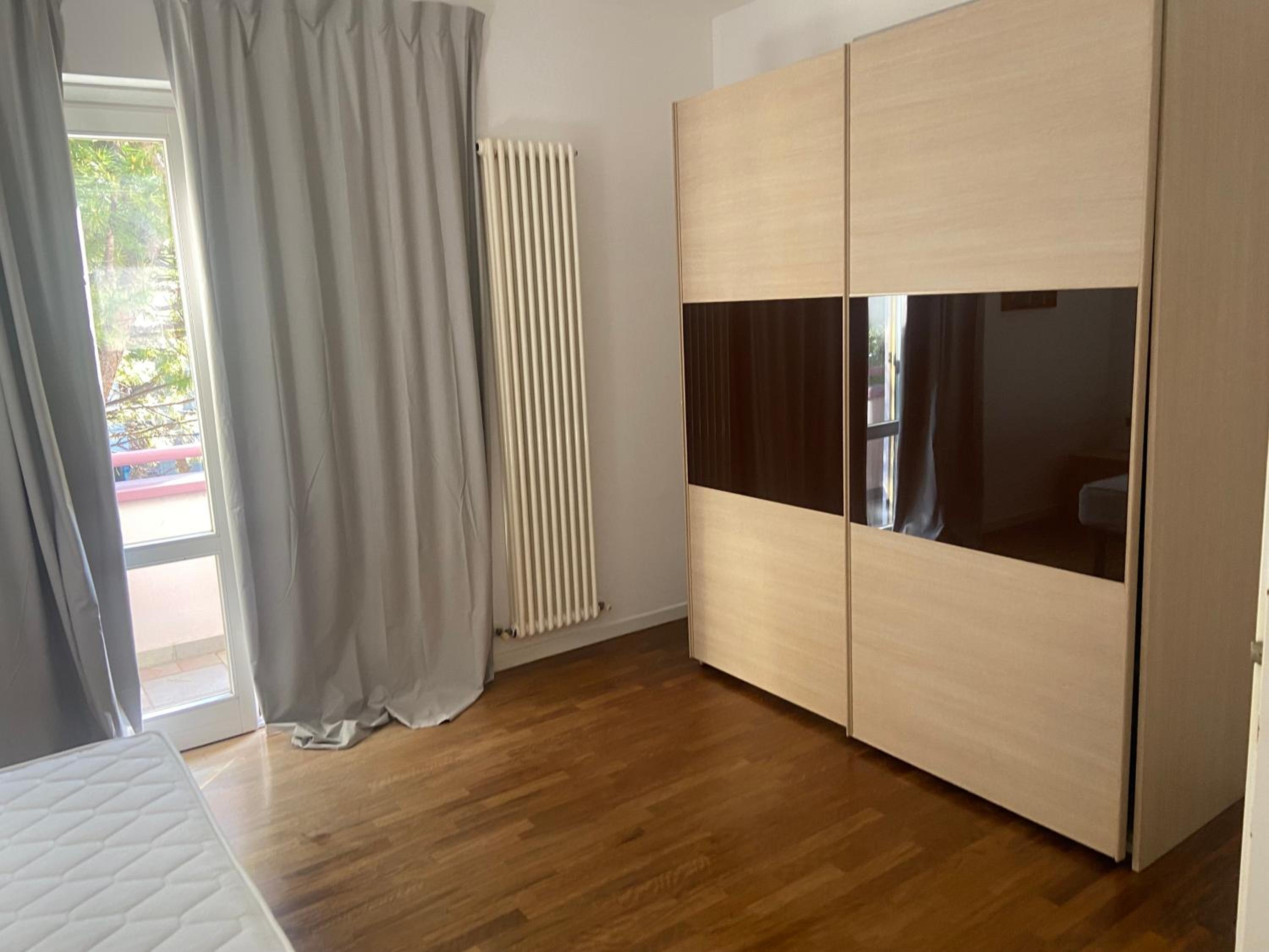 Three-Bedroom Apartment photo 1