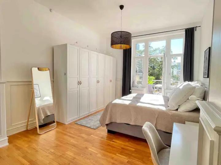 One-Bedroom Deluxe Apartment photo 2