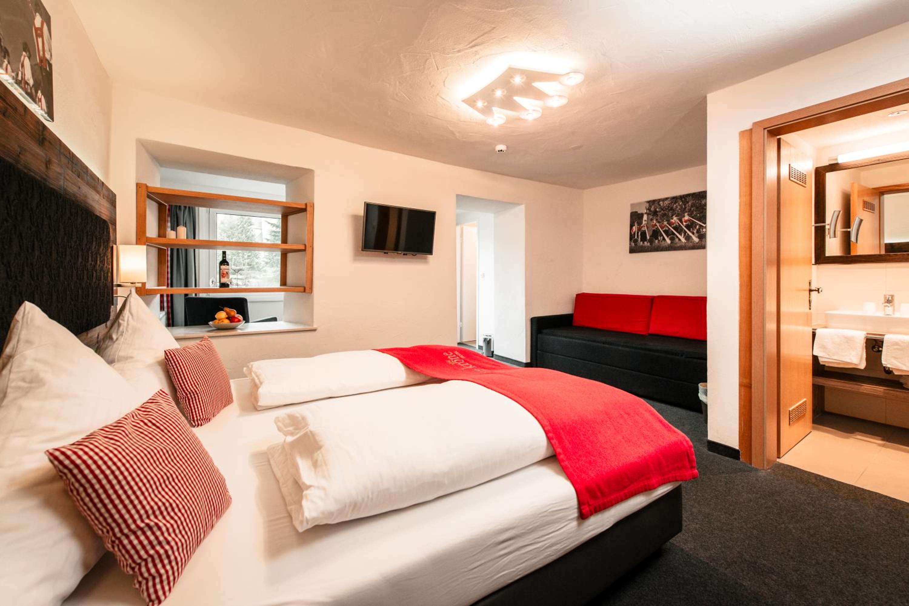 Standard Double Room with Balcony photo 1