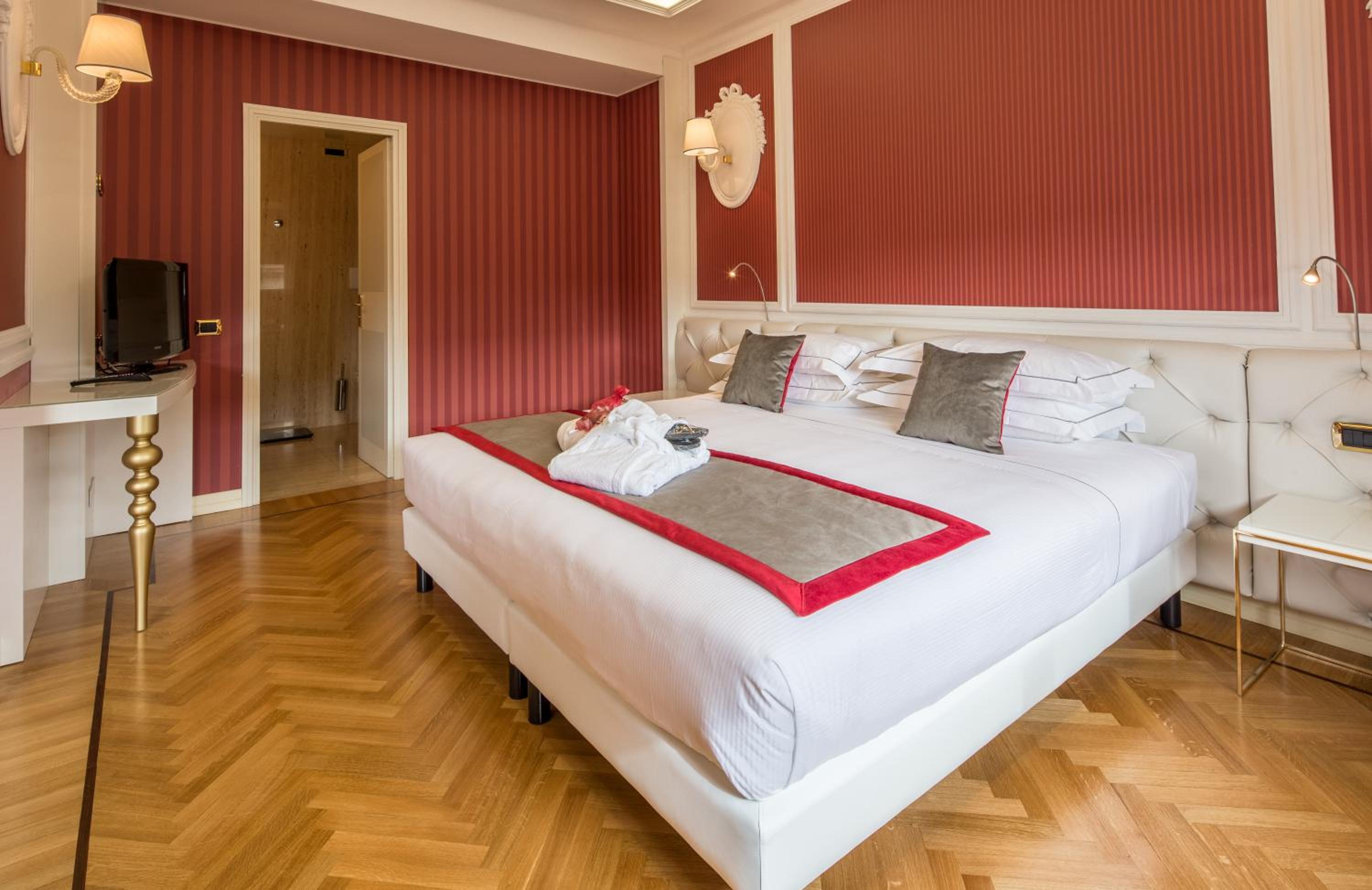 Suite - Photo 4