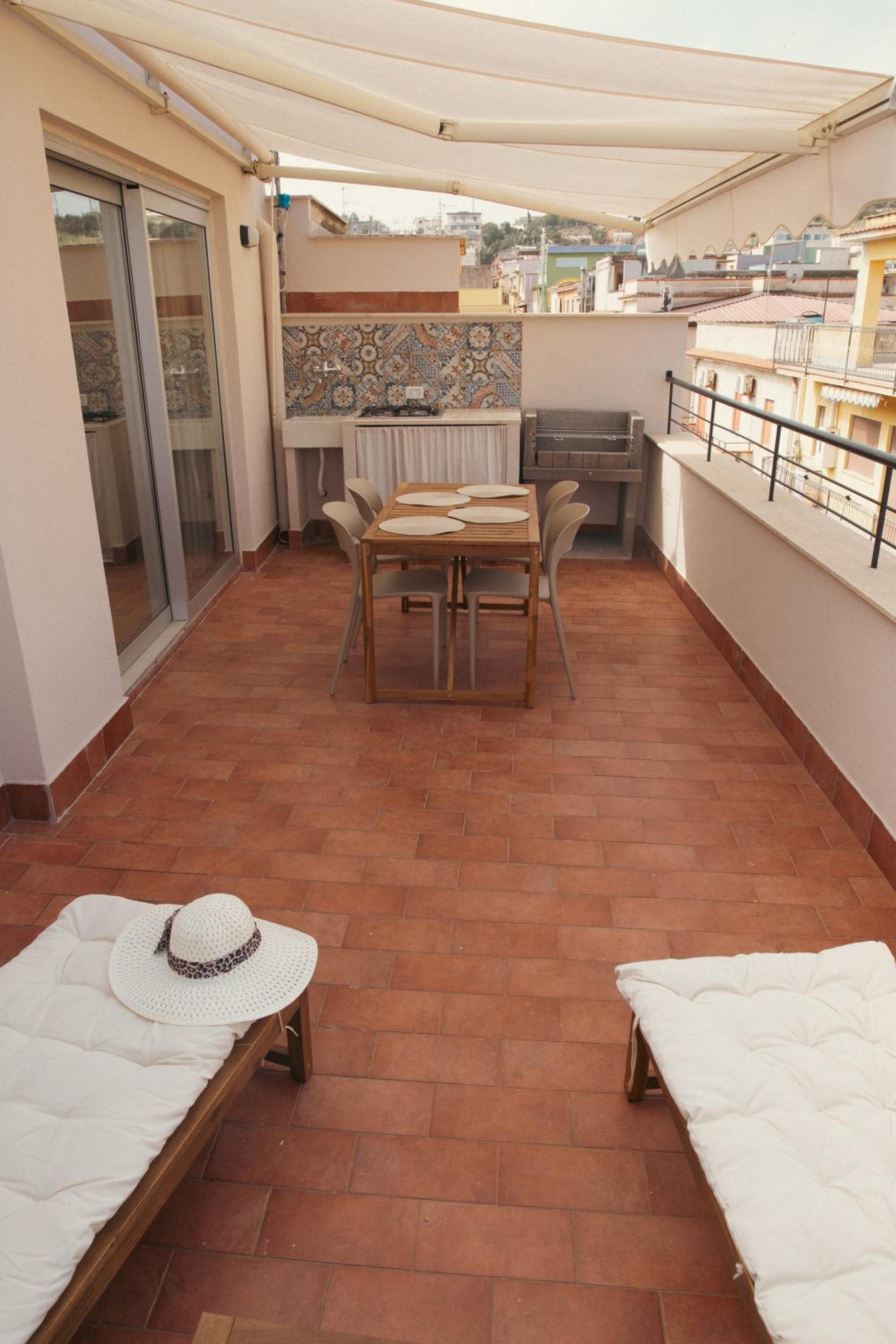 Studio with Terrace photo 3