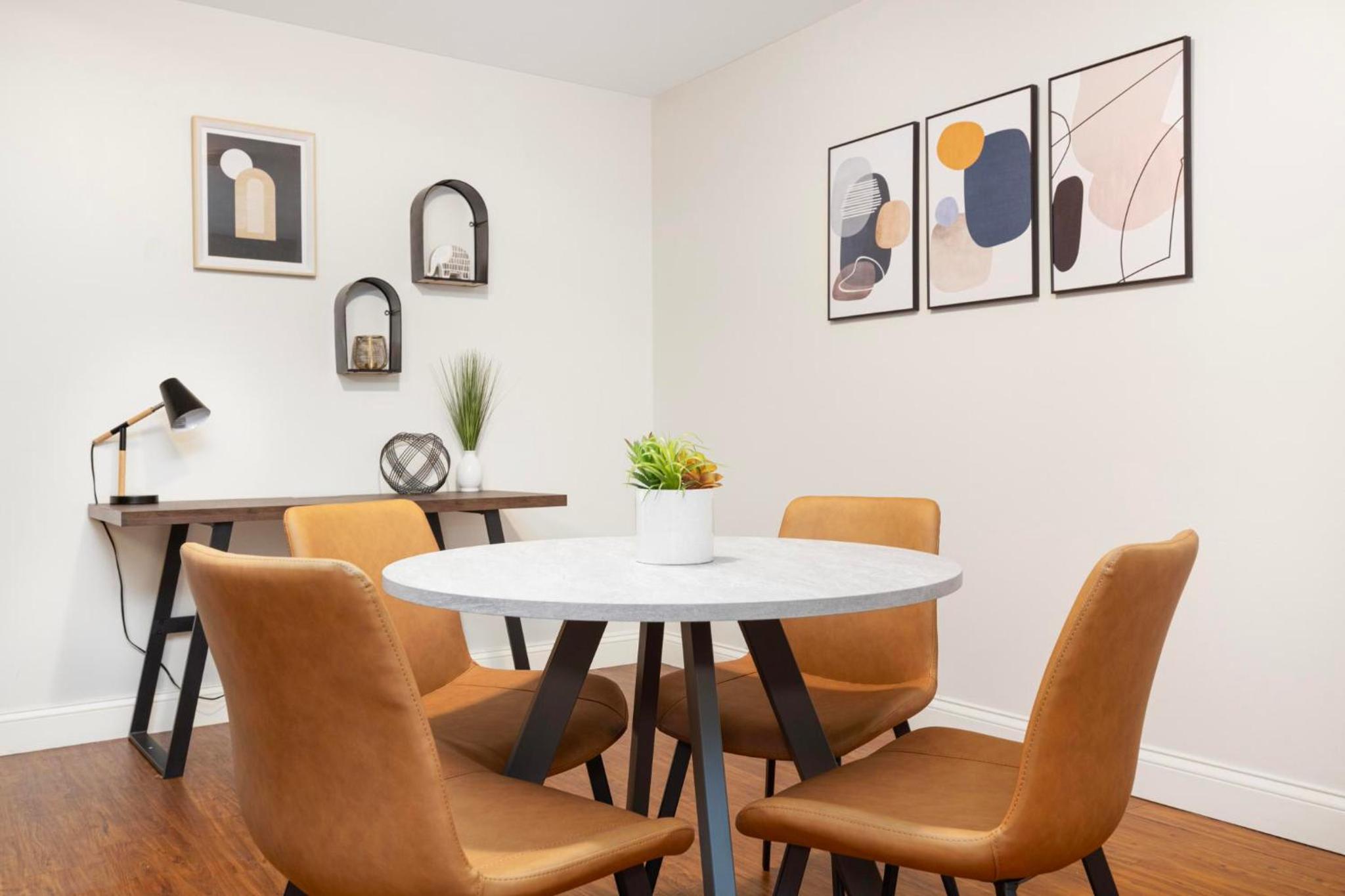 Apartment photo 3