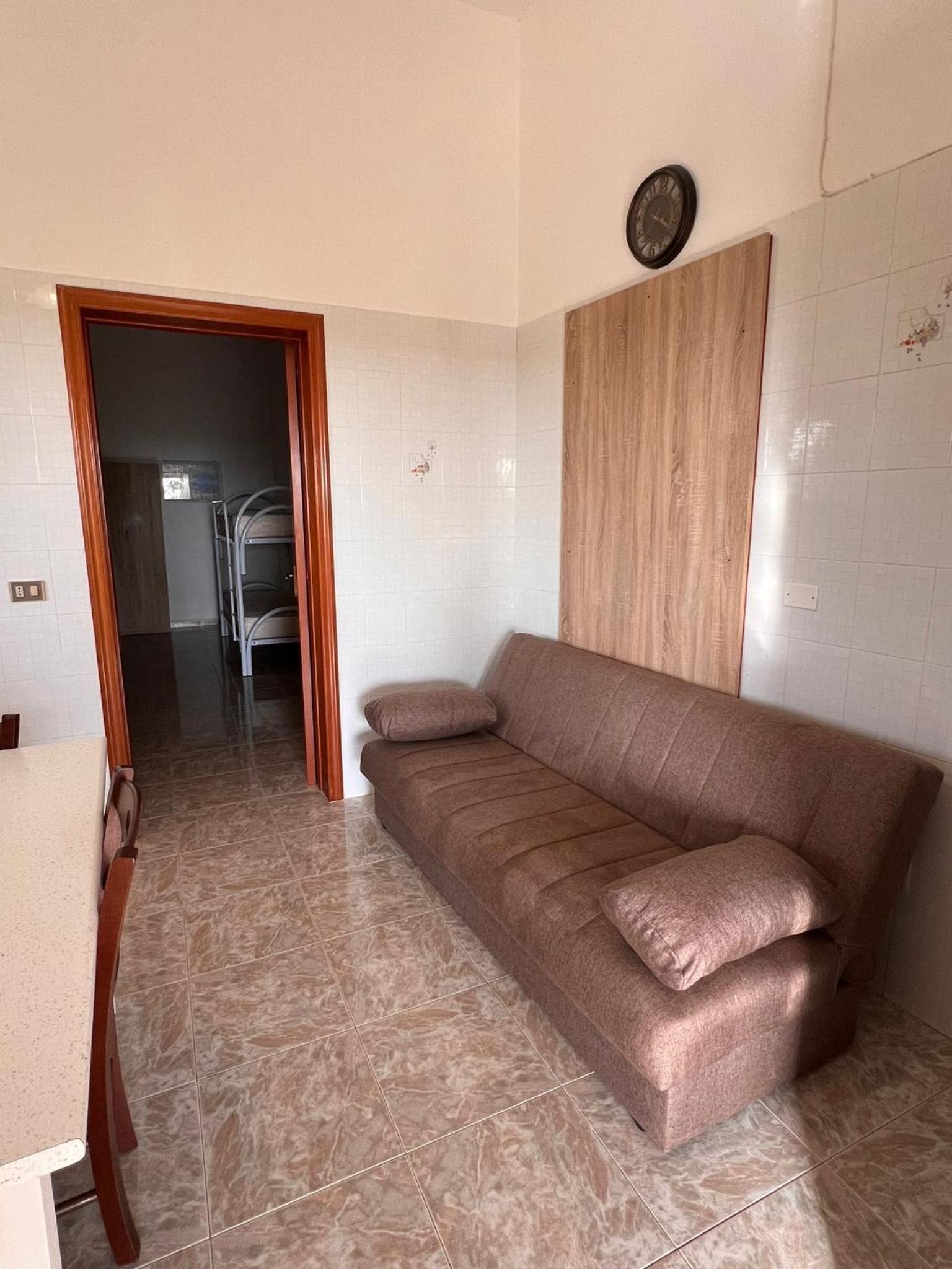 One-Bedroom Apartment With Garden photo 2