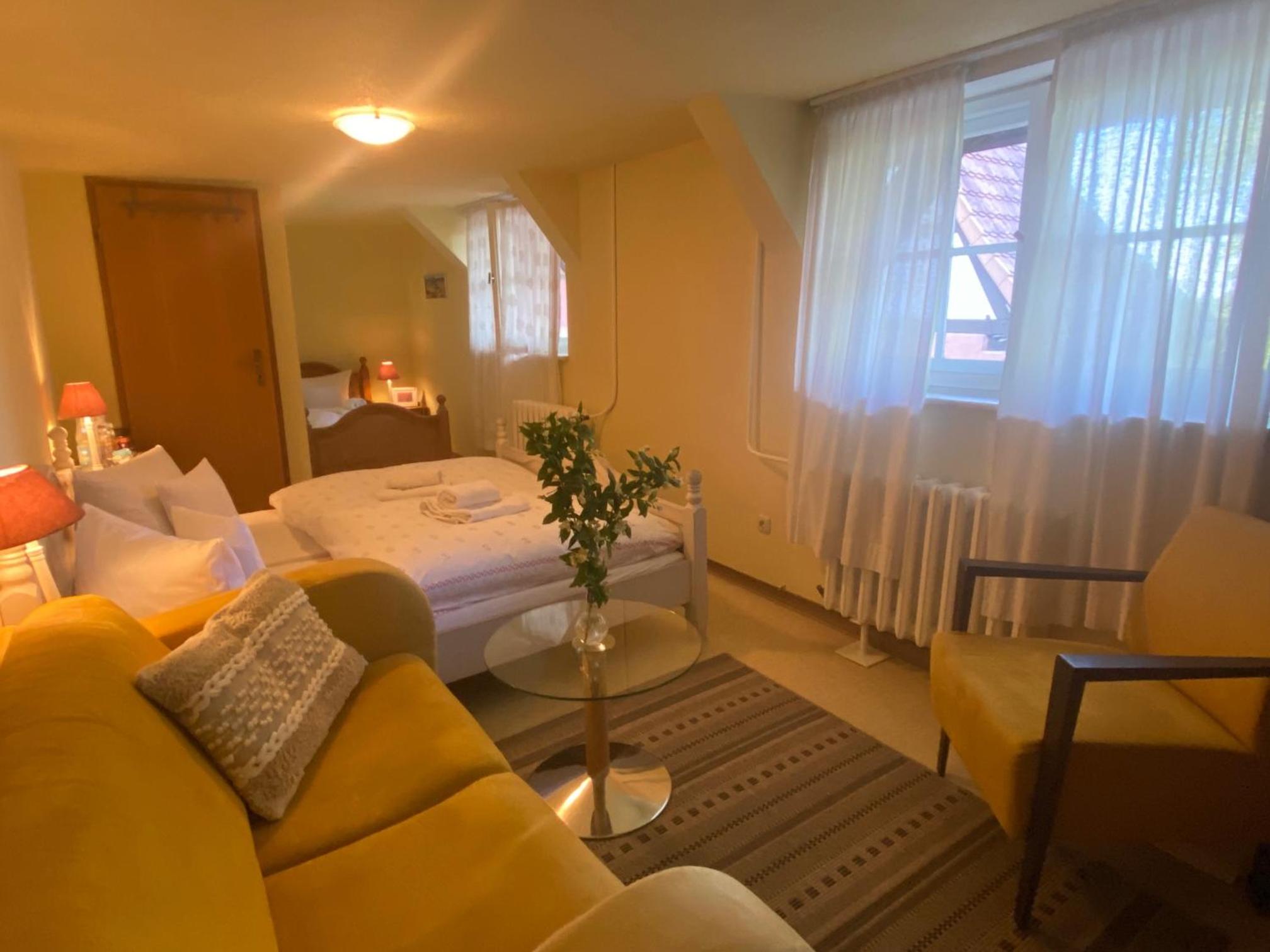 Triple Room with Private Bathroom photo 1