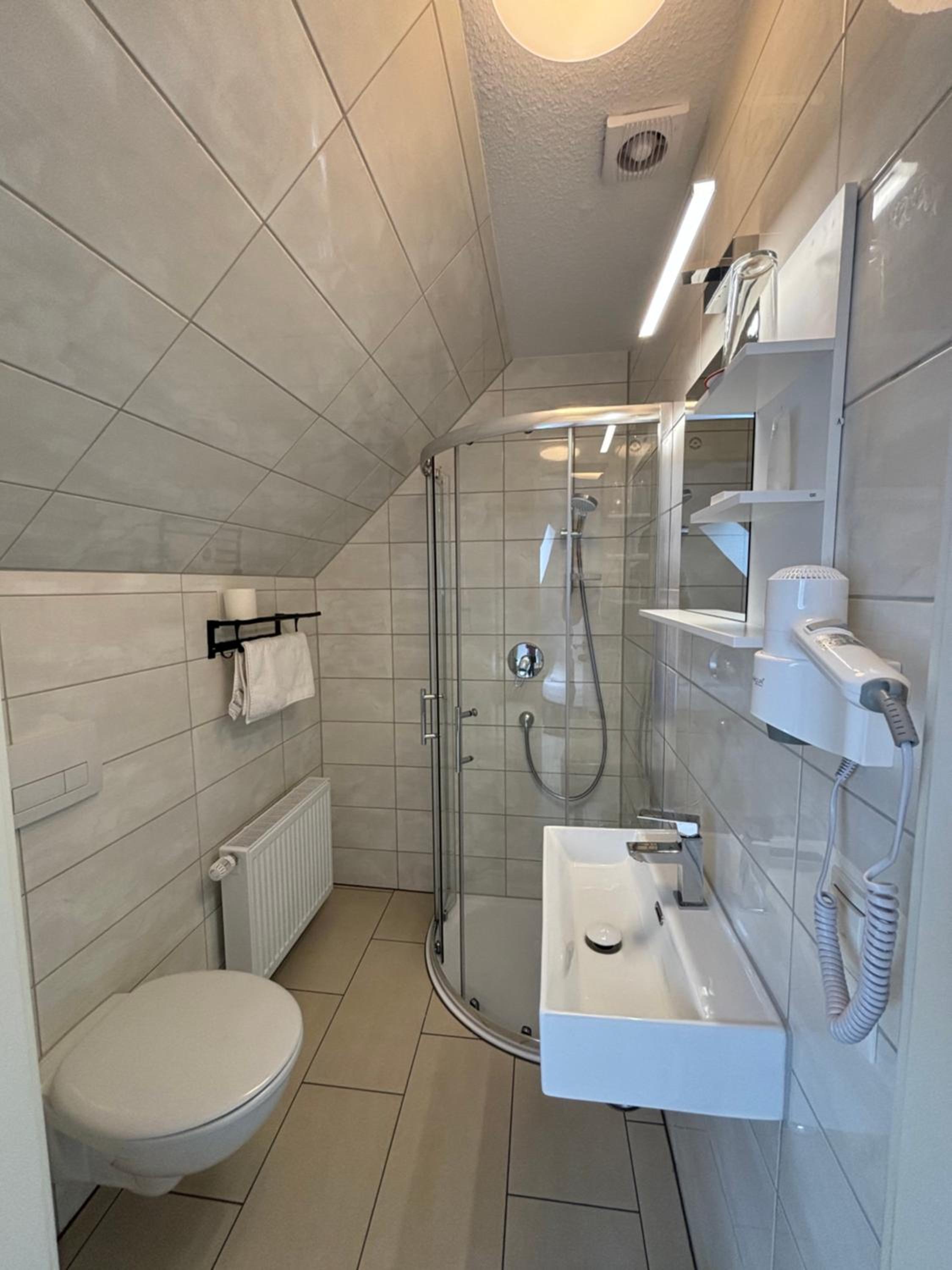 Budget Single Room photo 2