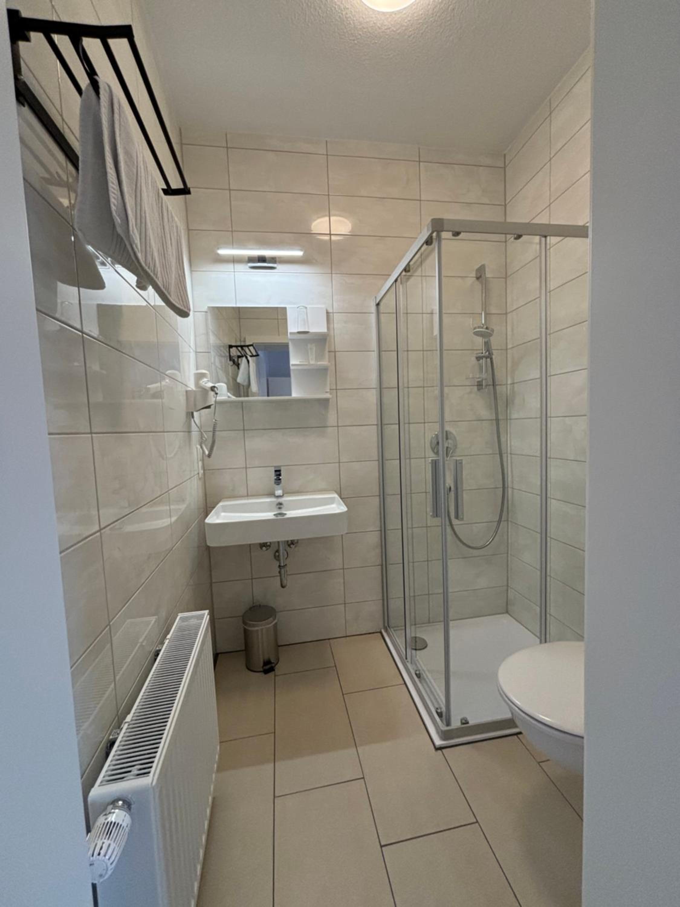 Single Room photo 3