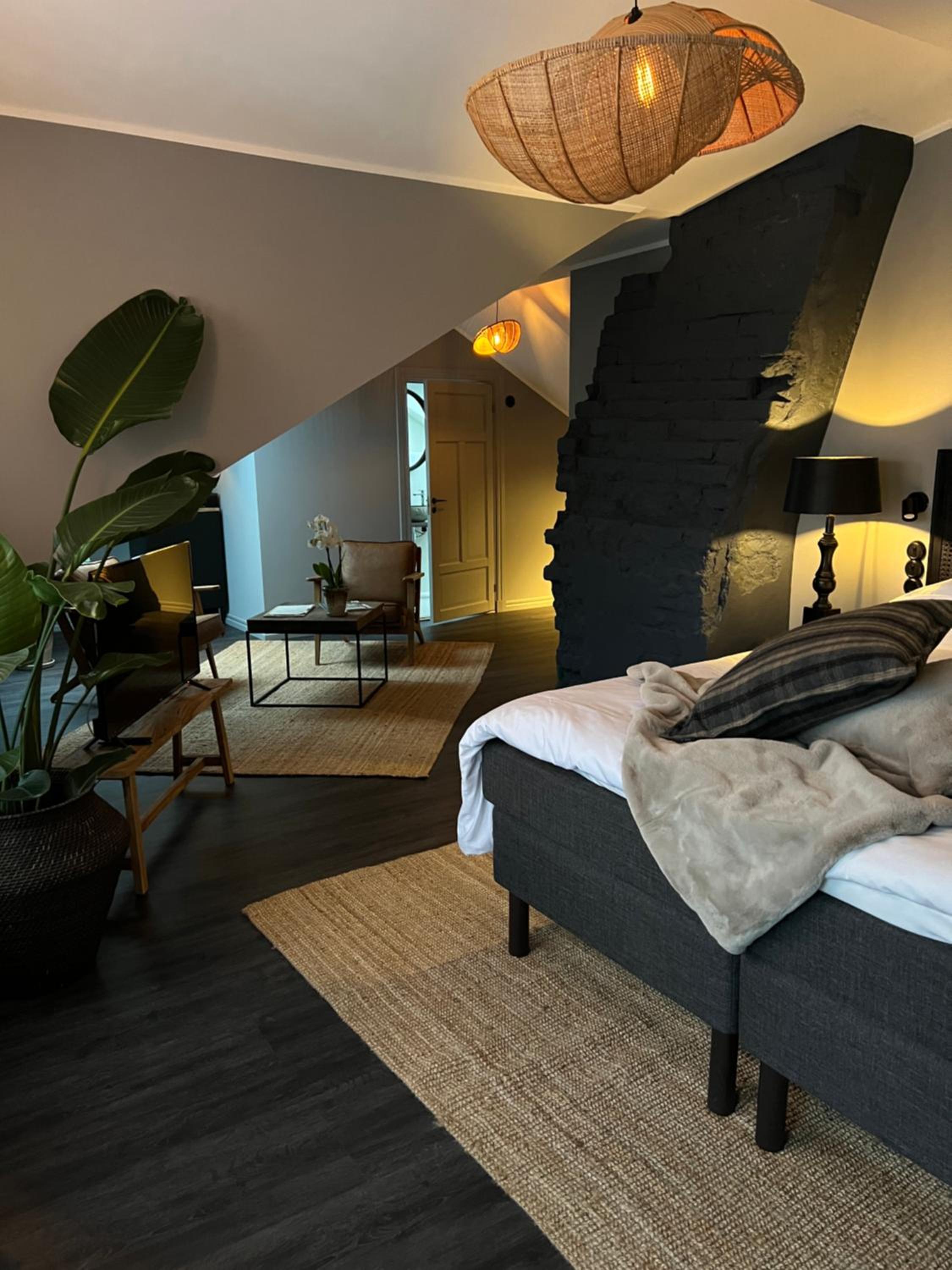 Deluxe Junior Suite photo 1