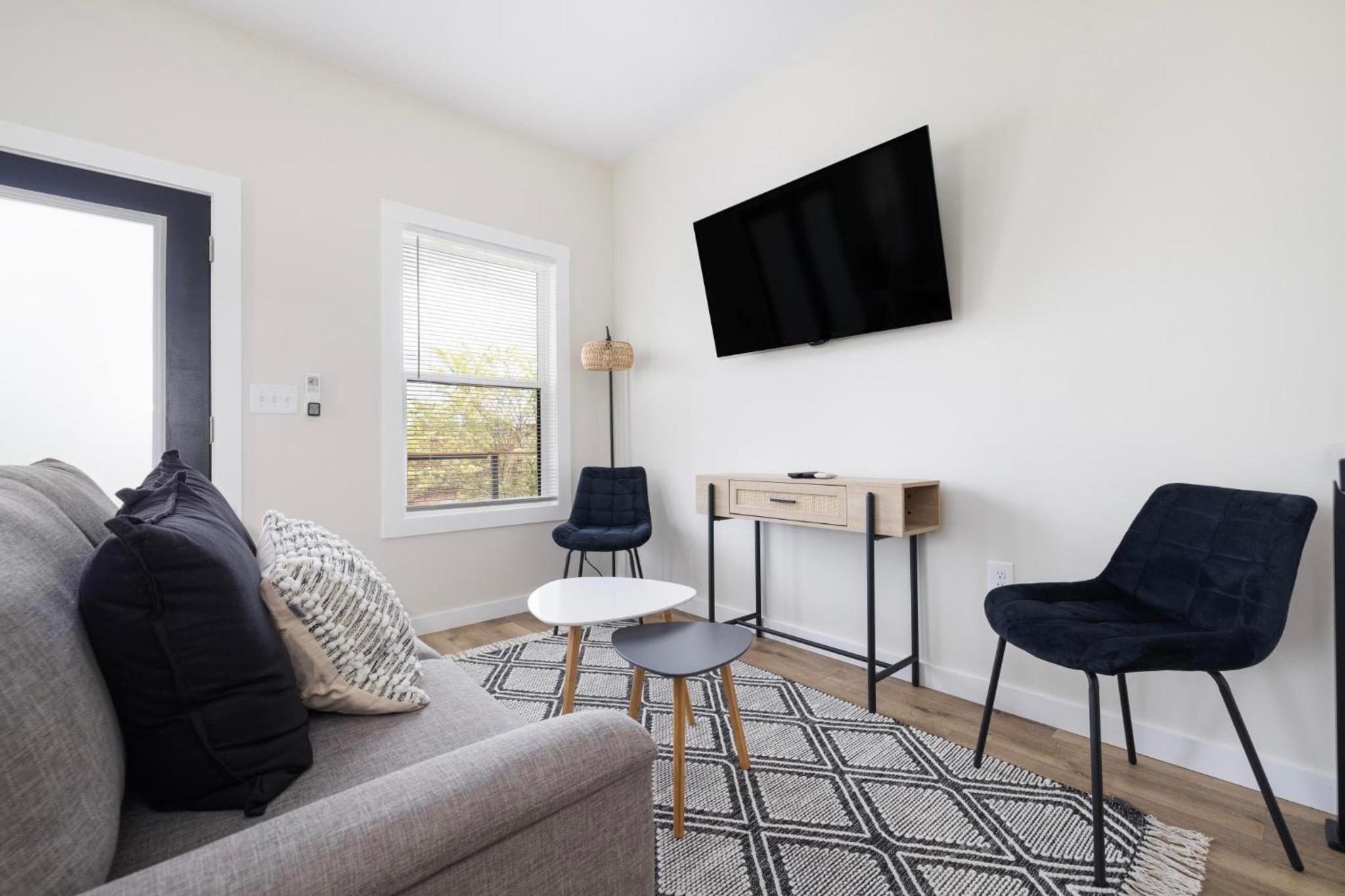 Apartment photo 3